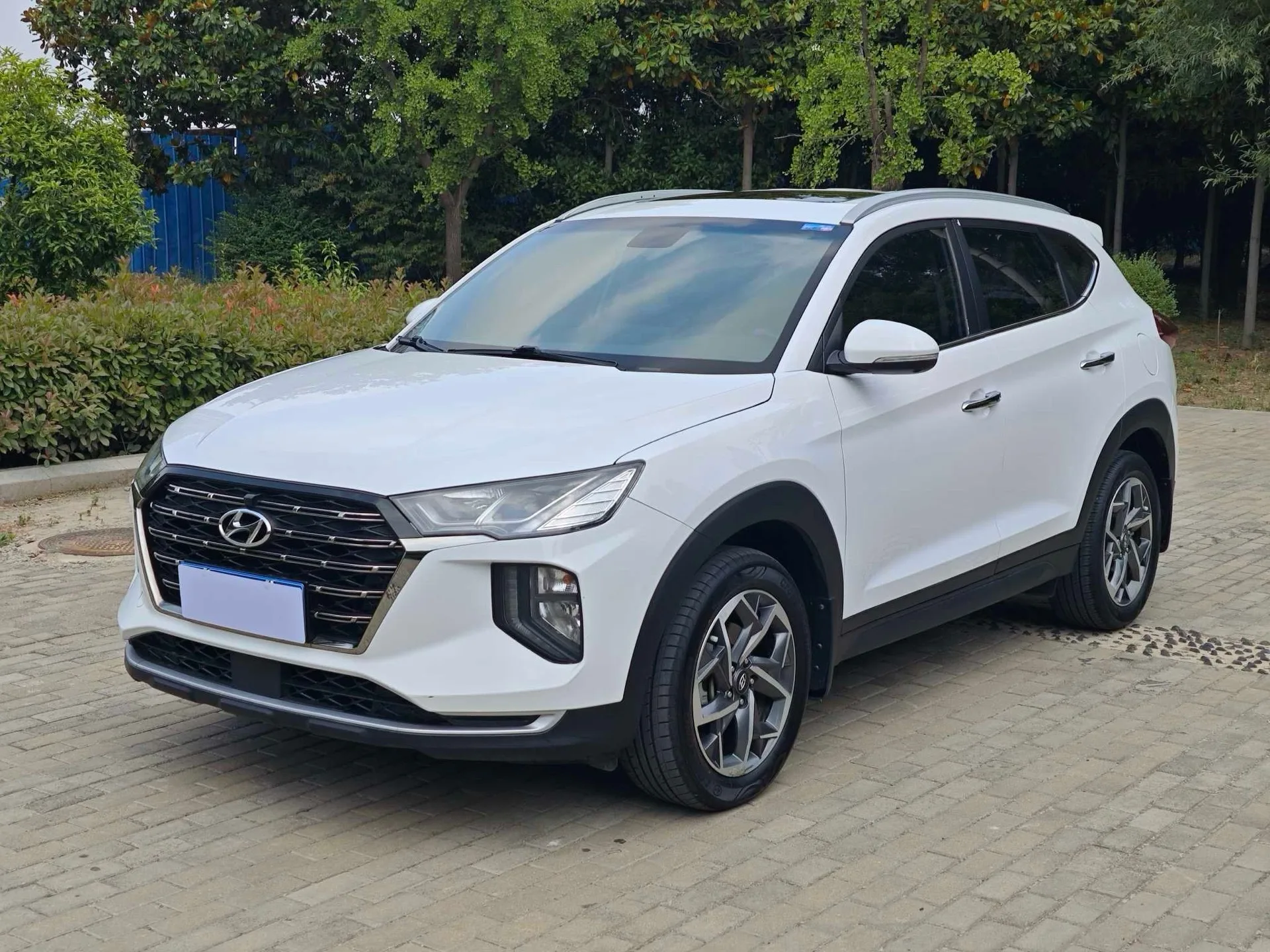 Tucson 2020 280TGDi Dual-Clutch Two-Wheel Drive Fashion Edition (National V Emission Standard)
