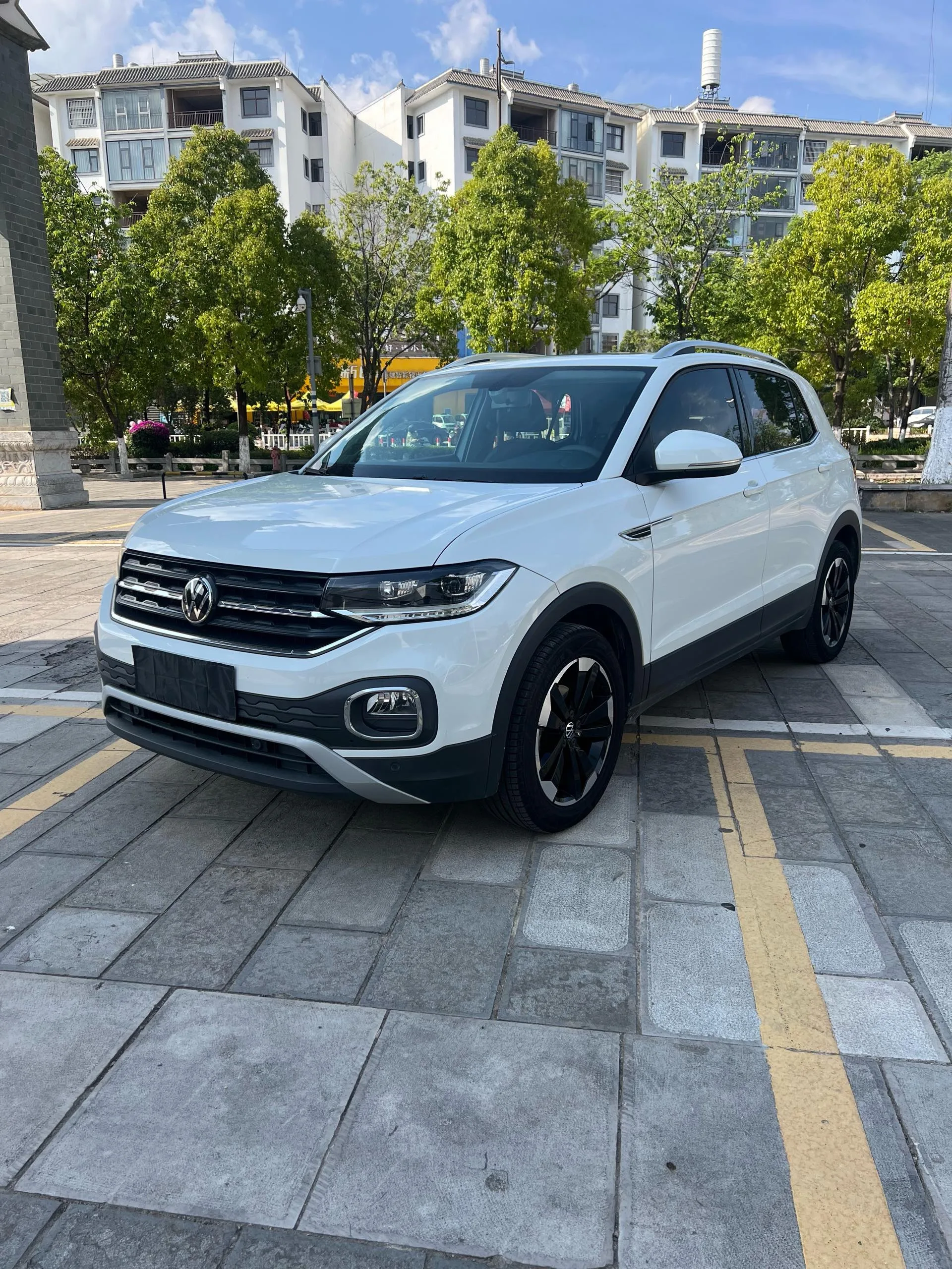 Volkswagen 2023 T-Cross 1.2TSI 200TSI Smart Connect Edition Automatic