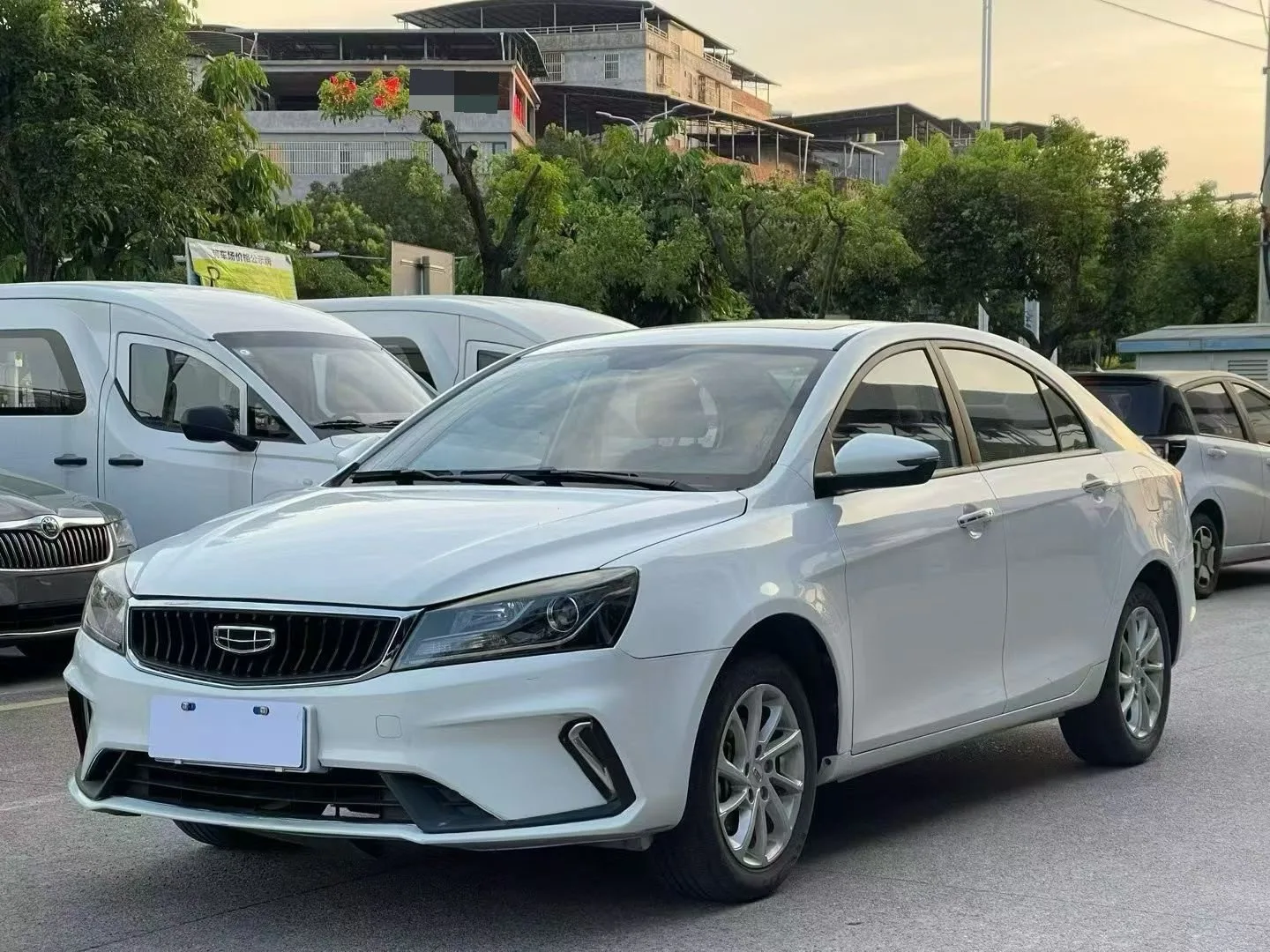 Geely 2021 Emgrand Sedan 1.5 UP Luxury Automatic