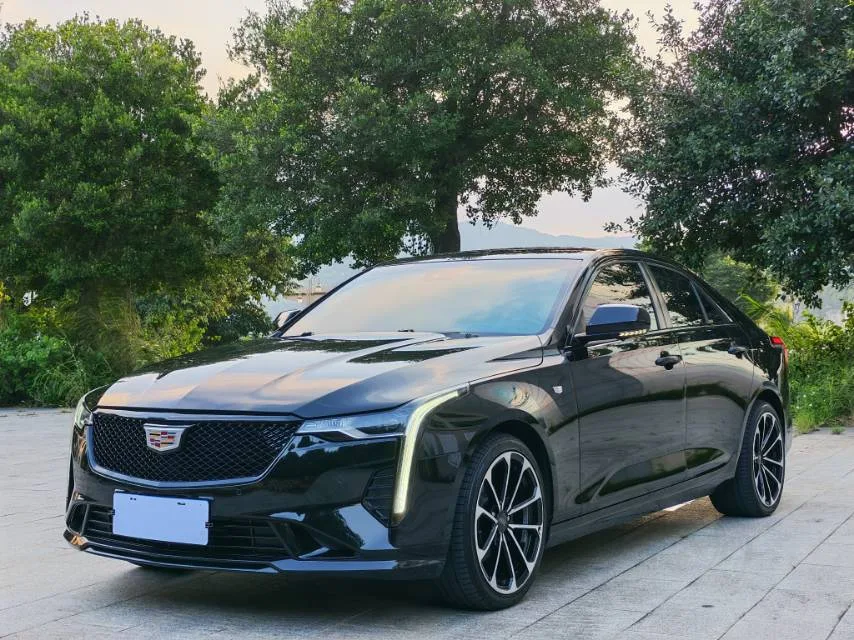2023 Cadillac CT4 28T Luxury