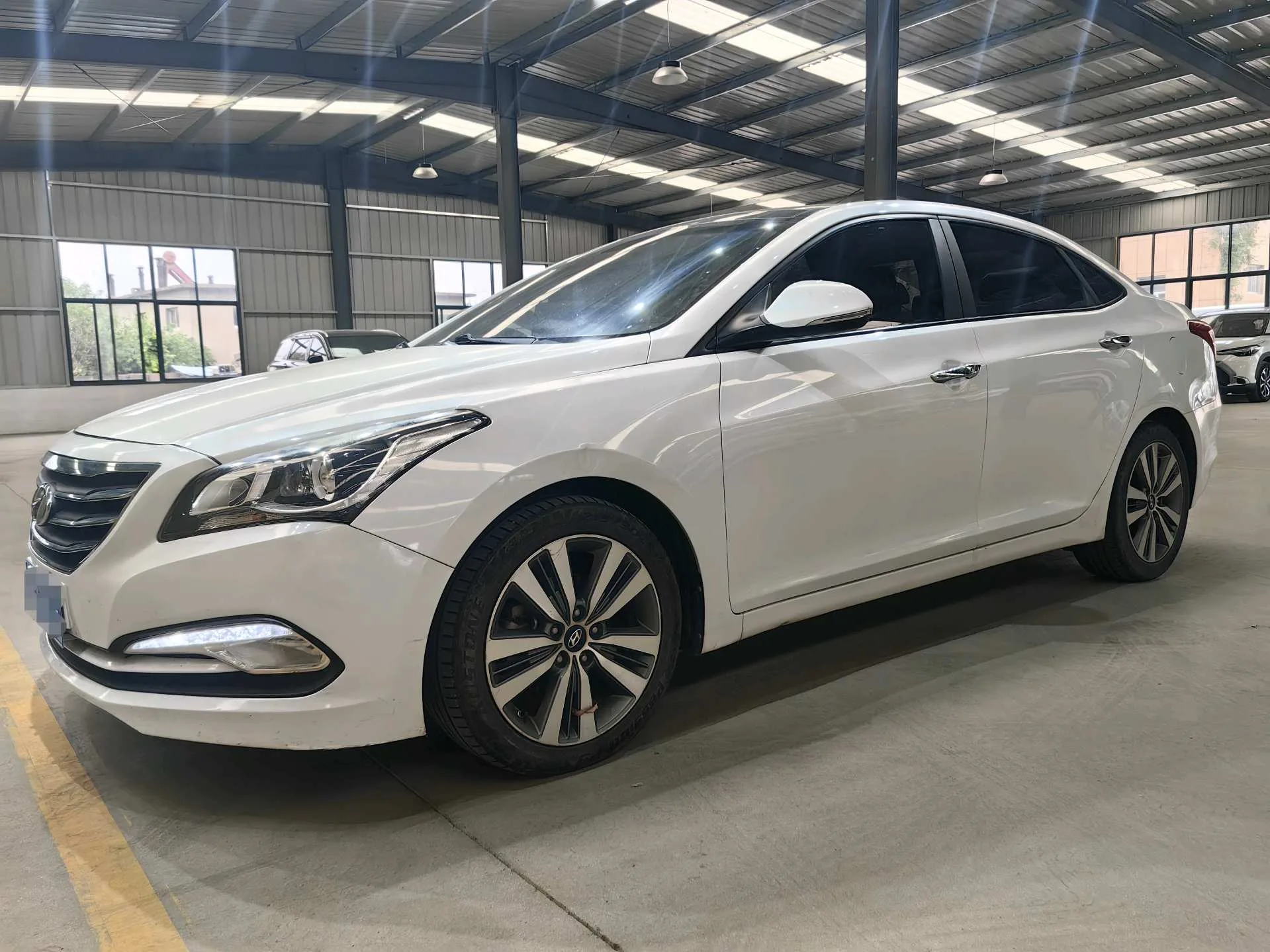 2016 Mistra 1.8L Automatic Intelligent GLS