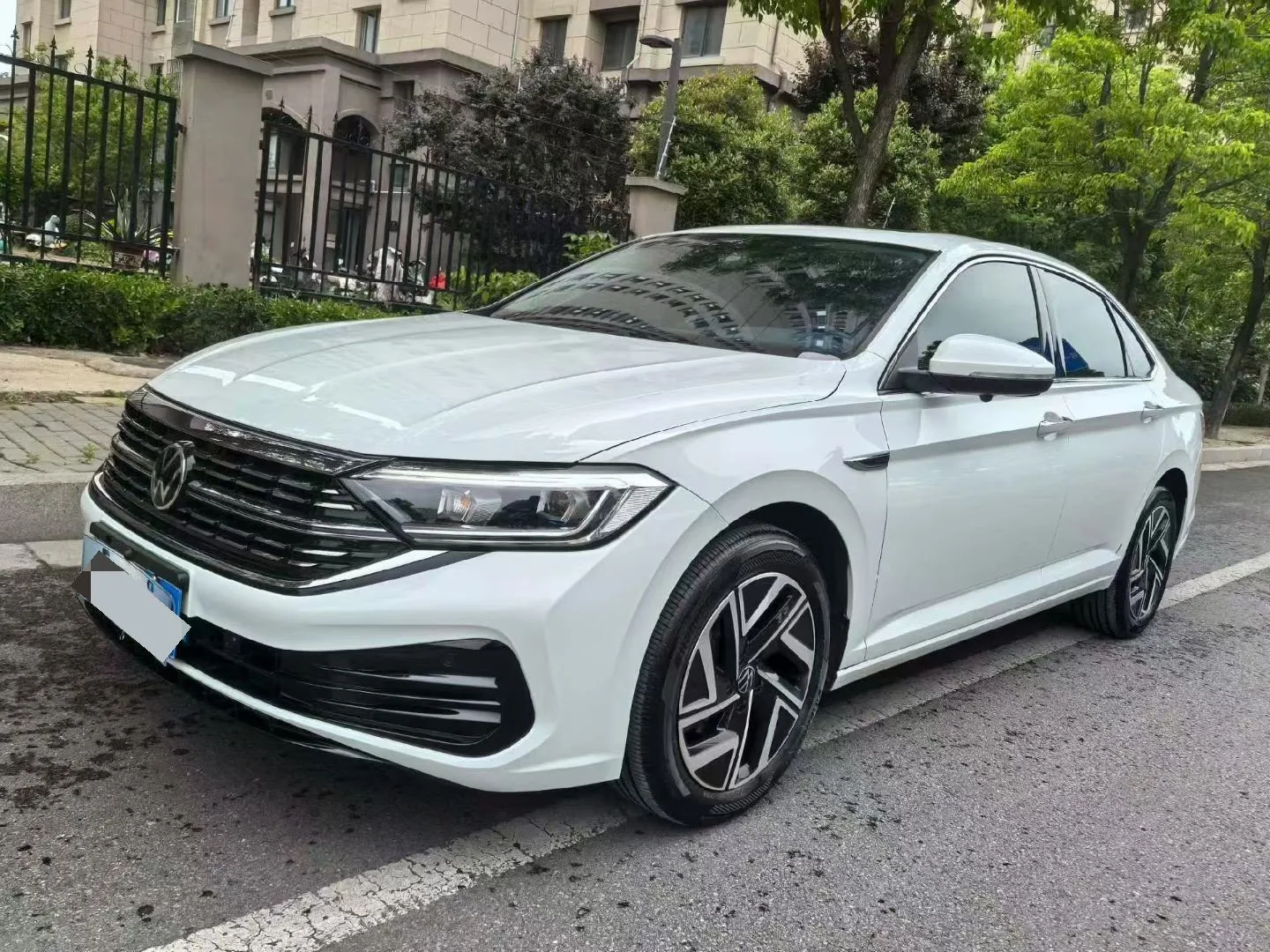 Volkswagen 2025 Jetta 1.5 TSI 300 TSI Transcend Edition (Facelift) Automatic Transmission
