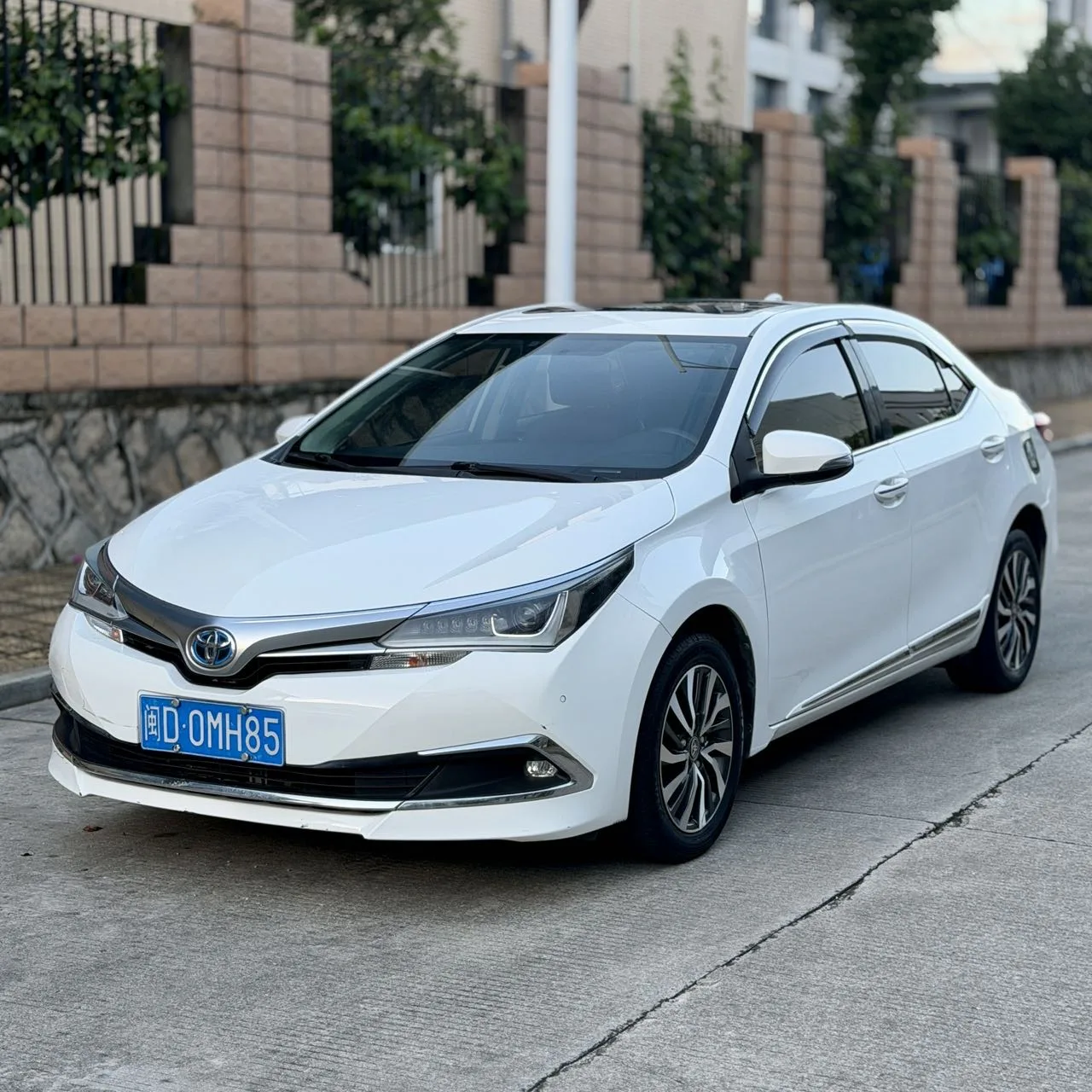 2017 Toyota Corolla Hybrid 1.8L E-CVT Elite Edition (Facelift)