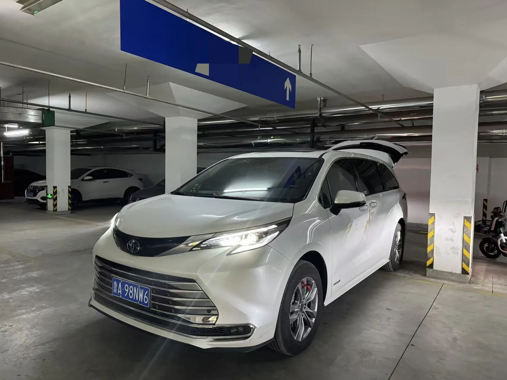 Toyota Cana 2023 2.5L CVT Comfort Edition Automatic