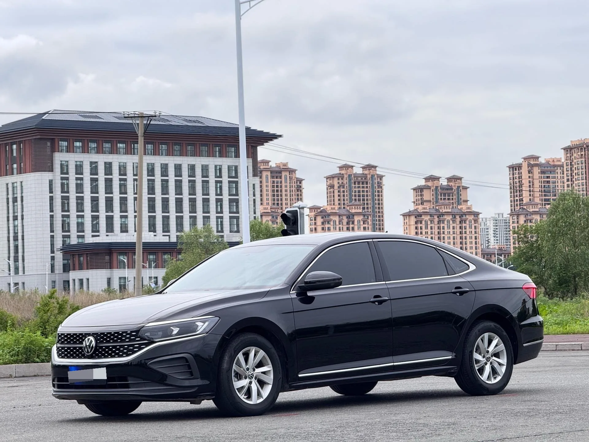 2022 Volkswagen Passat 330TSI Starry Sky Elite Edition