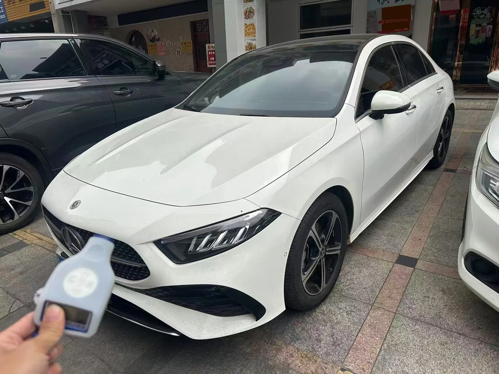 Mercedes-Benz A-Class 2025 A 200 L 1.3T Fashion Automatic