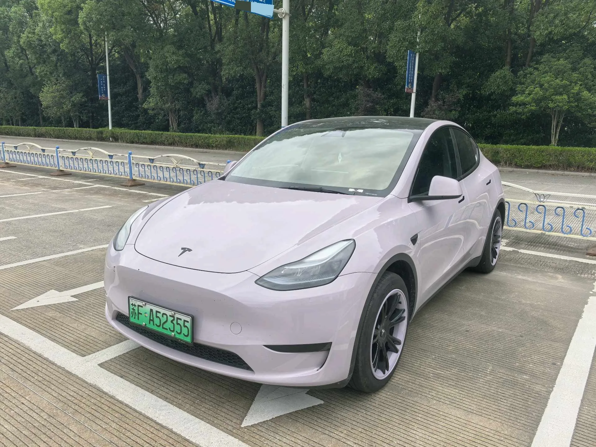 Model Y 2024 Rear-Wheel Drive