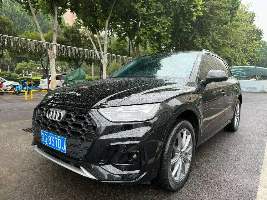 Audi Q5L 2022 40T RS Package Sport Edition