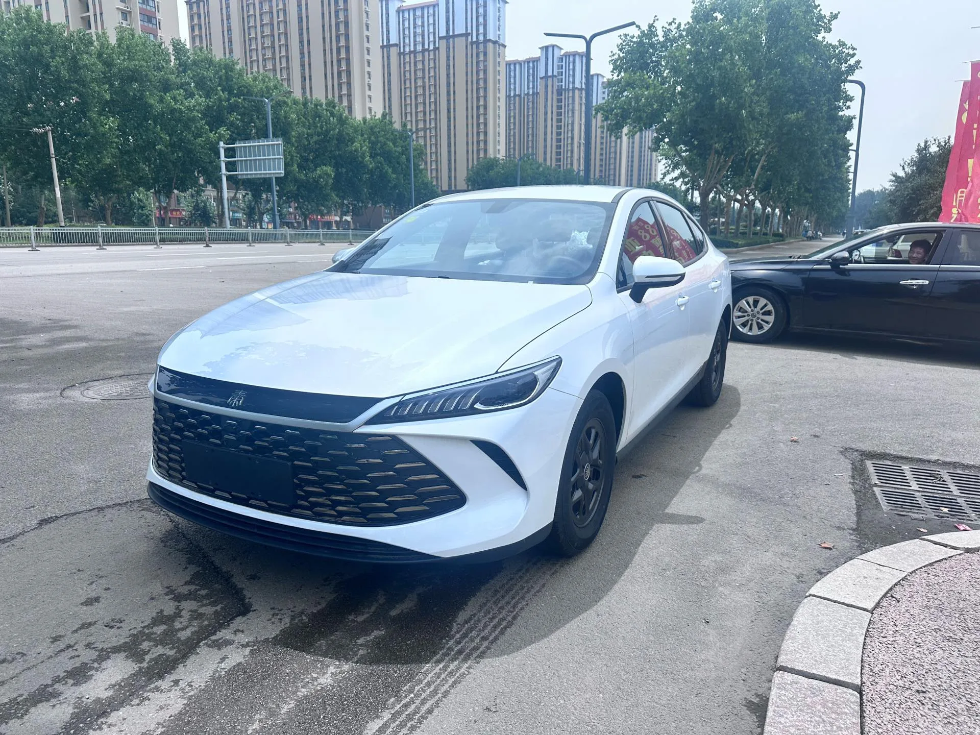 BYD 2026 Qin PLUS DM-i 1.5 CVT 128KM Entry-level Automatic