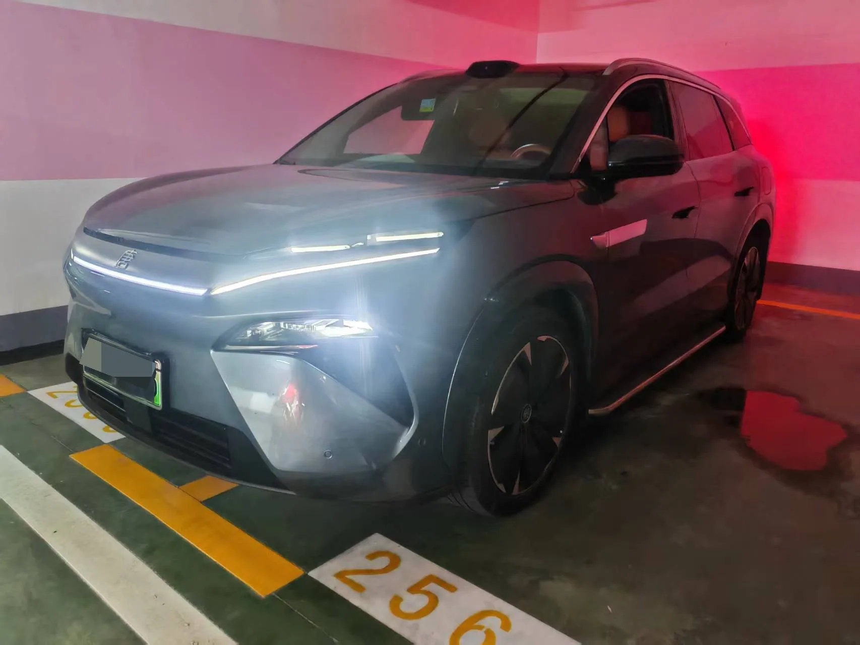 Tang L 2025 EV 600KM Four-Wheel Drive LiDAR Flagship Edition