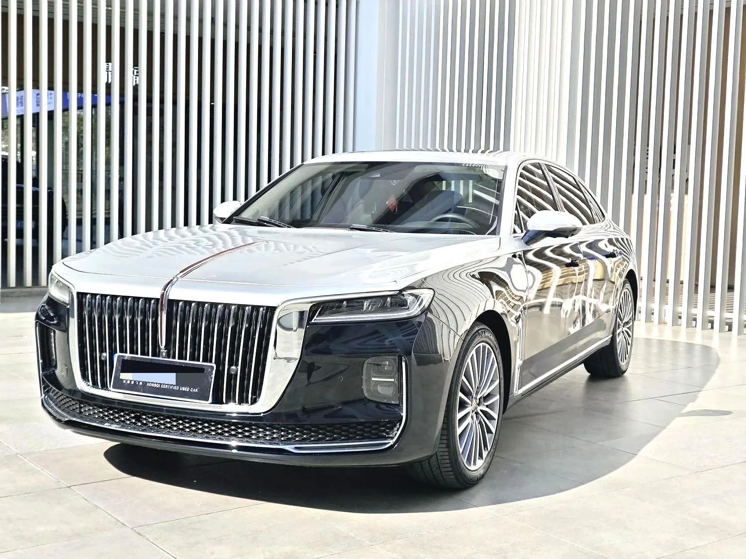 Hongqi H9 2020 2.0T Intelligent Flagship Edition