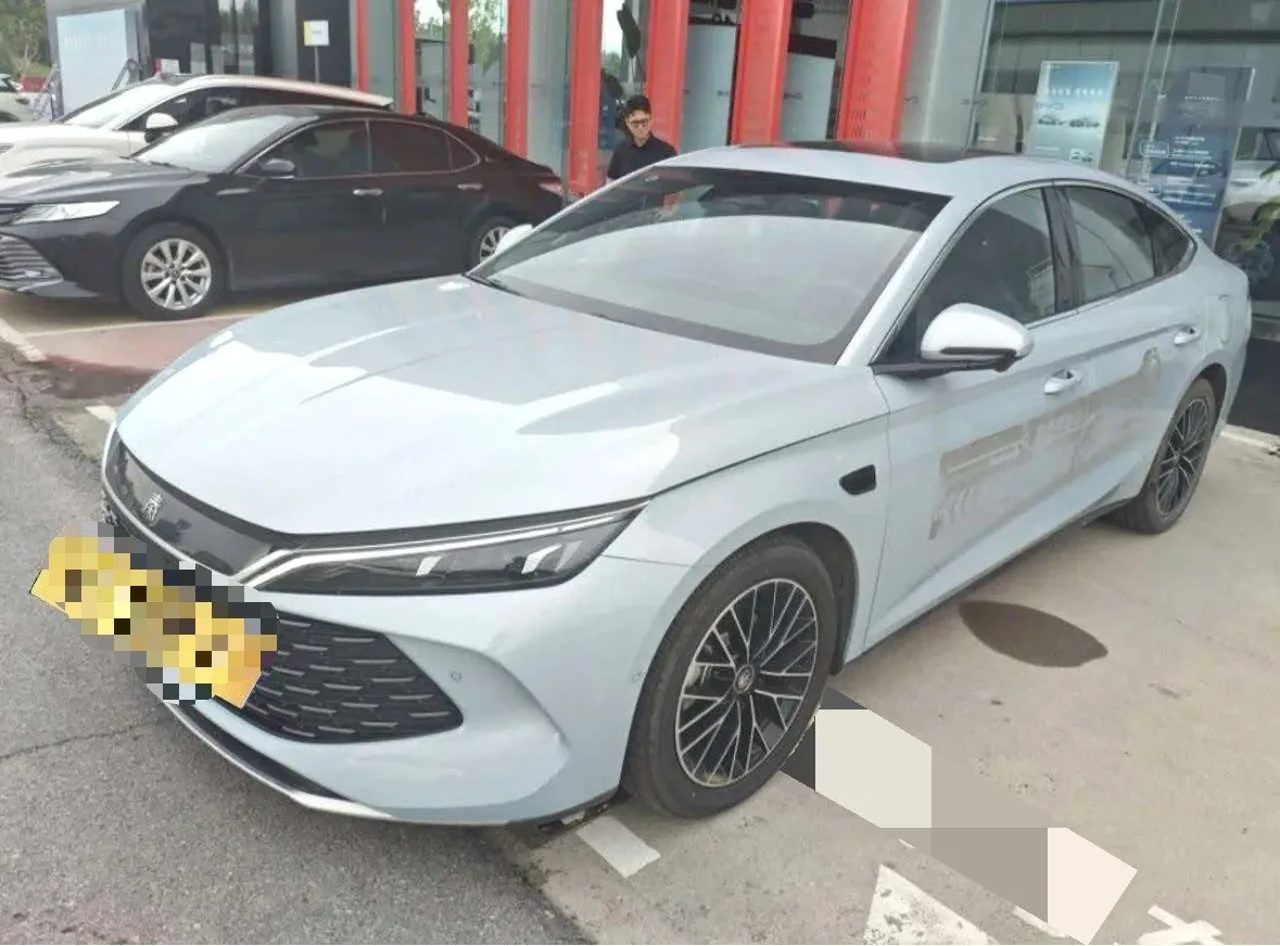 BYD 2025 Qin L DM-i 1.5 CVT Intelligent Driving Edition 120KM Excellence Model (Automatic Transmission)