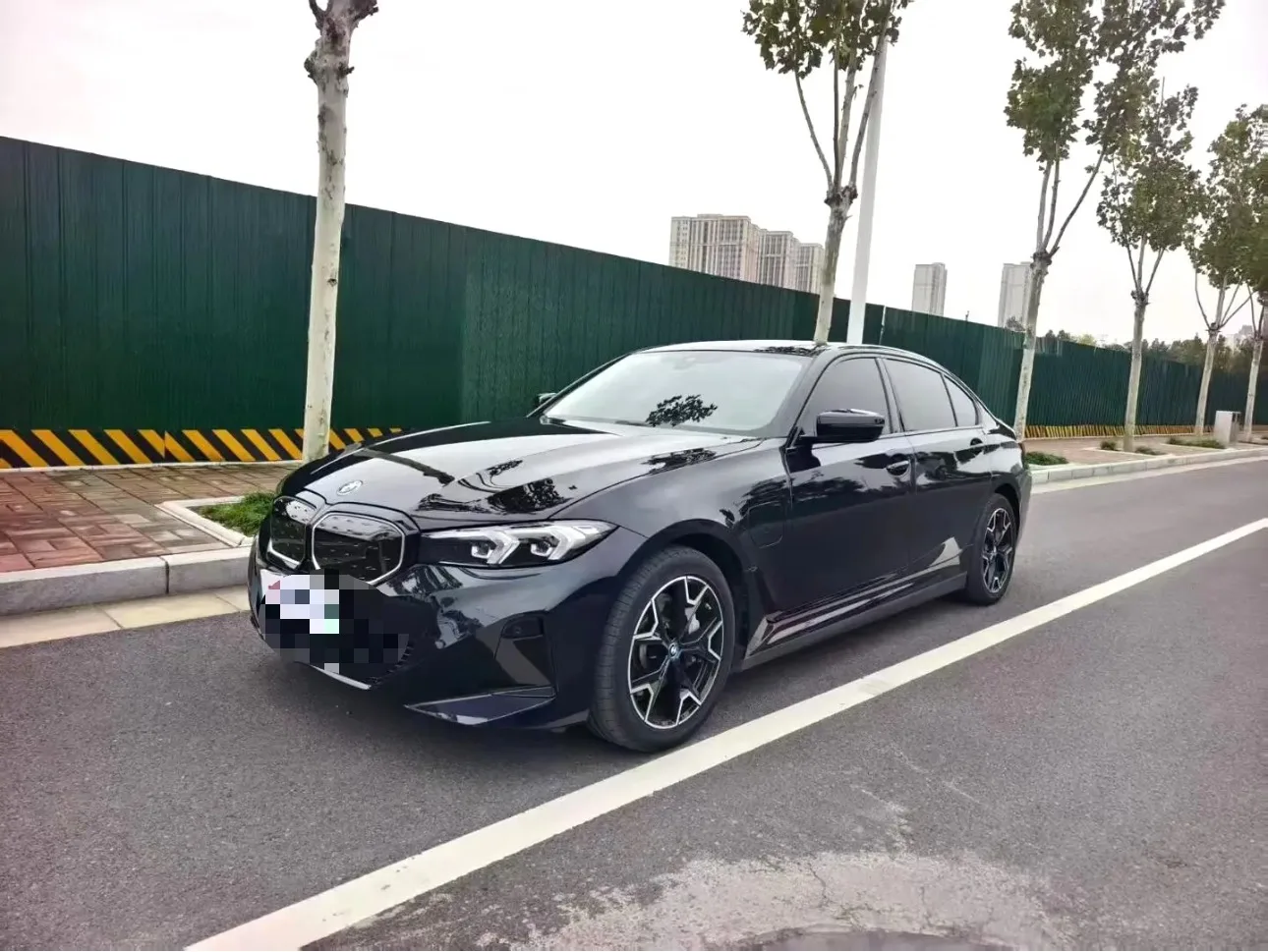 BMW 2024 i3 eDrive 40 L Shadow Edition Automatic