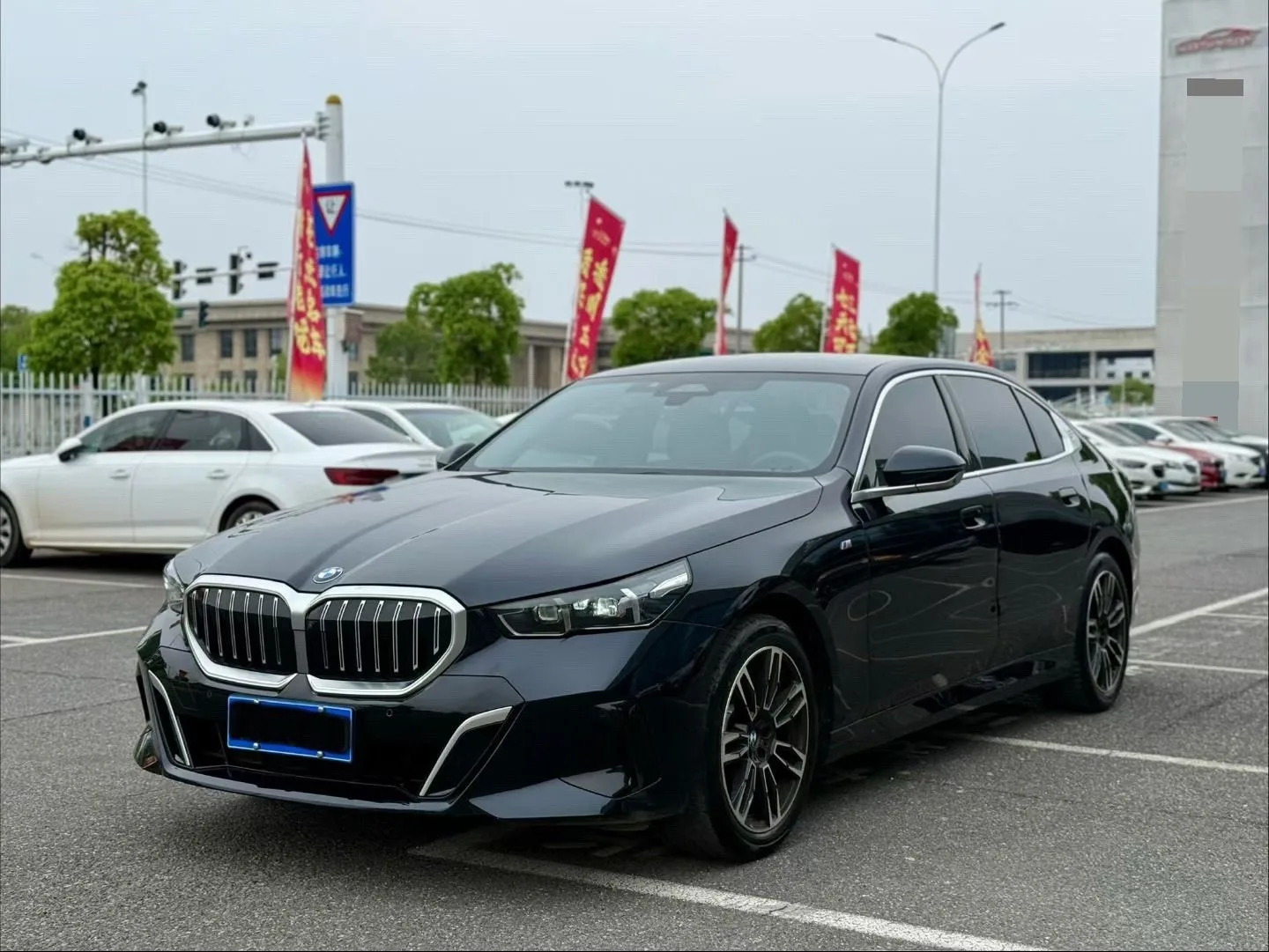2024 BMW 5 Series 530Li 48V 2.0T Leading M Sport Package Automatic