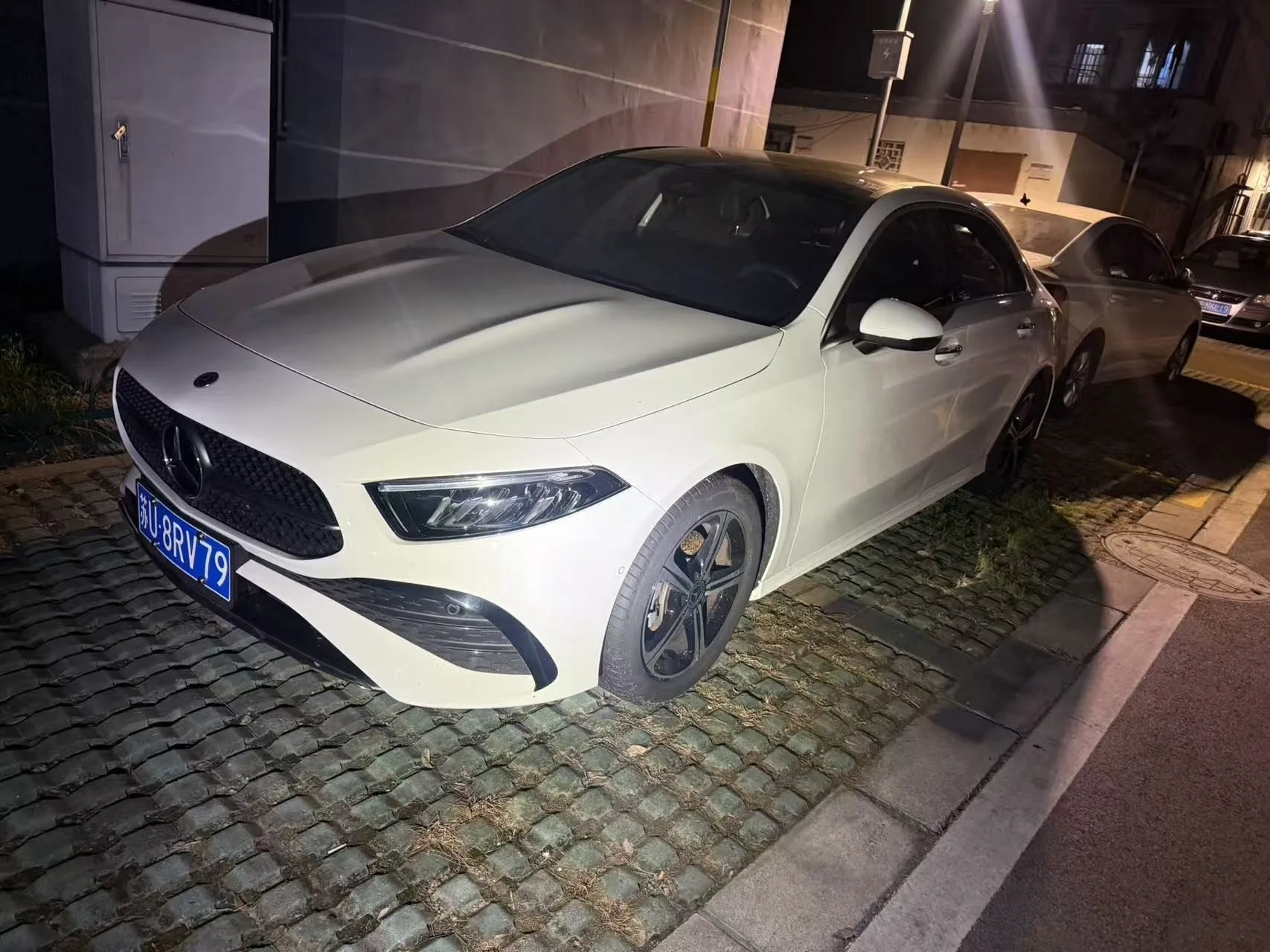 Mercedes-Benz A-Class 2025 A 200 L 1.3T Fashion Automatic
