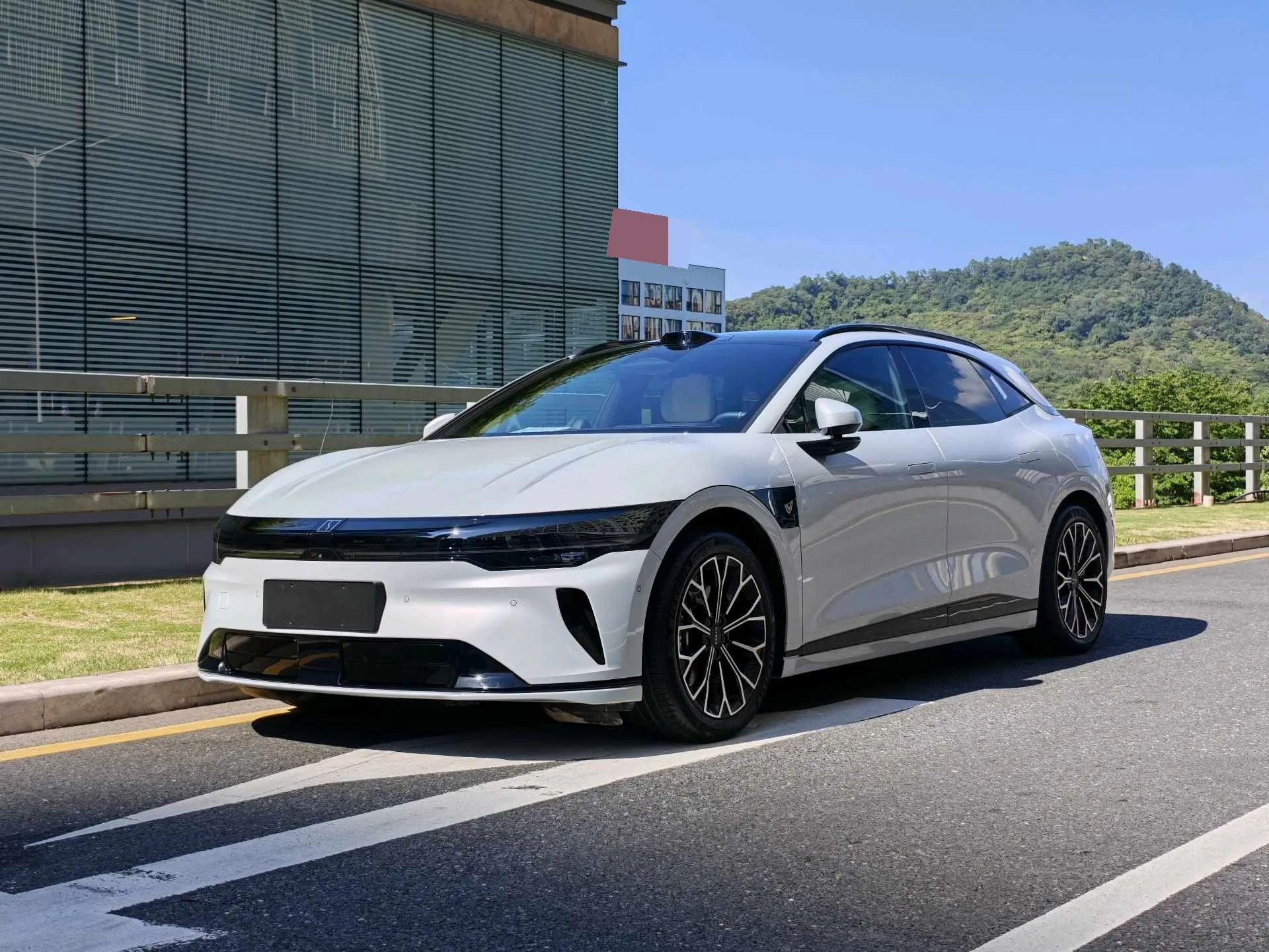 JiKrypton 2025 Model JiKrypton 007GT Rear-Wheel Drive Intelligent Driving Edition 75kWh Automatic