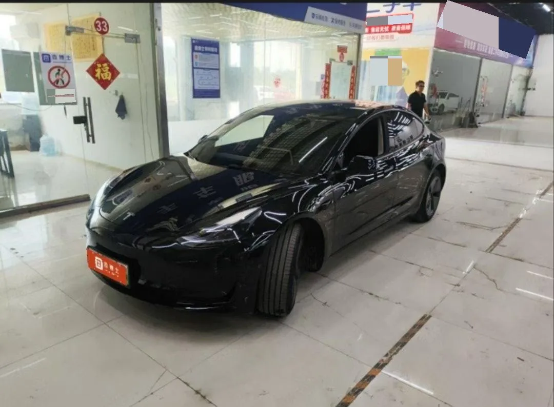 Model 3 2022 Rear-Wheel Drive