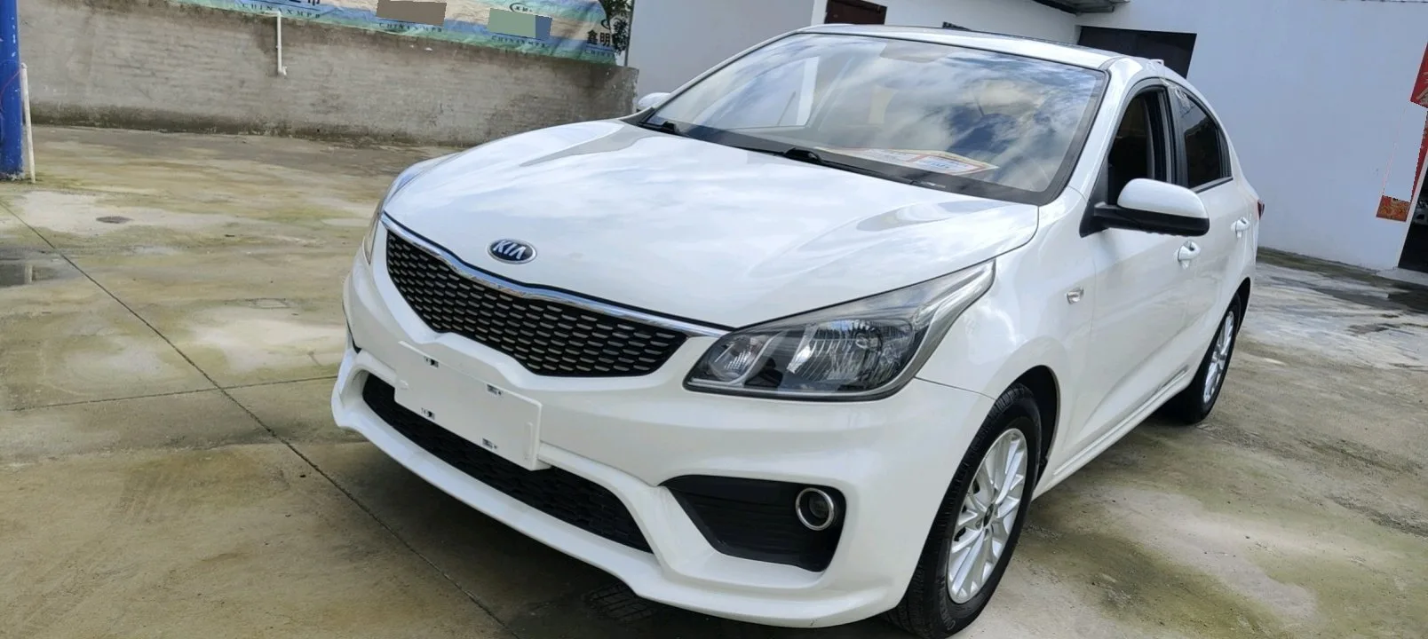 Kia K2 2017 Sedan 1.4L AT 15th Anniversary Special Edition GLS