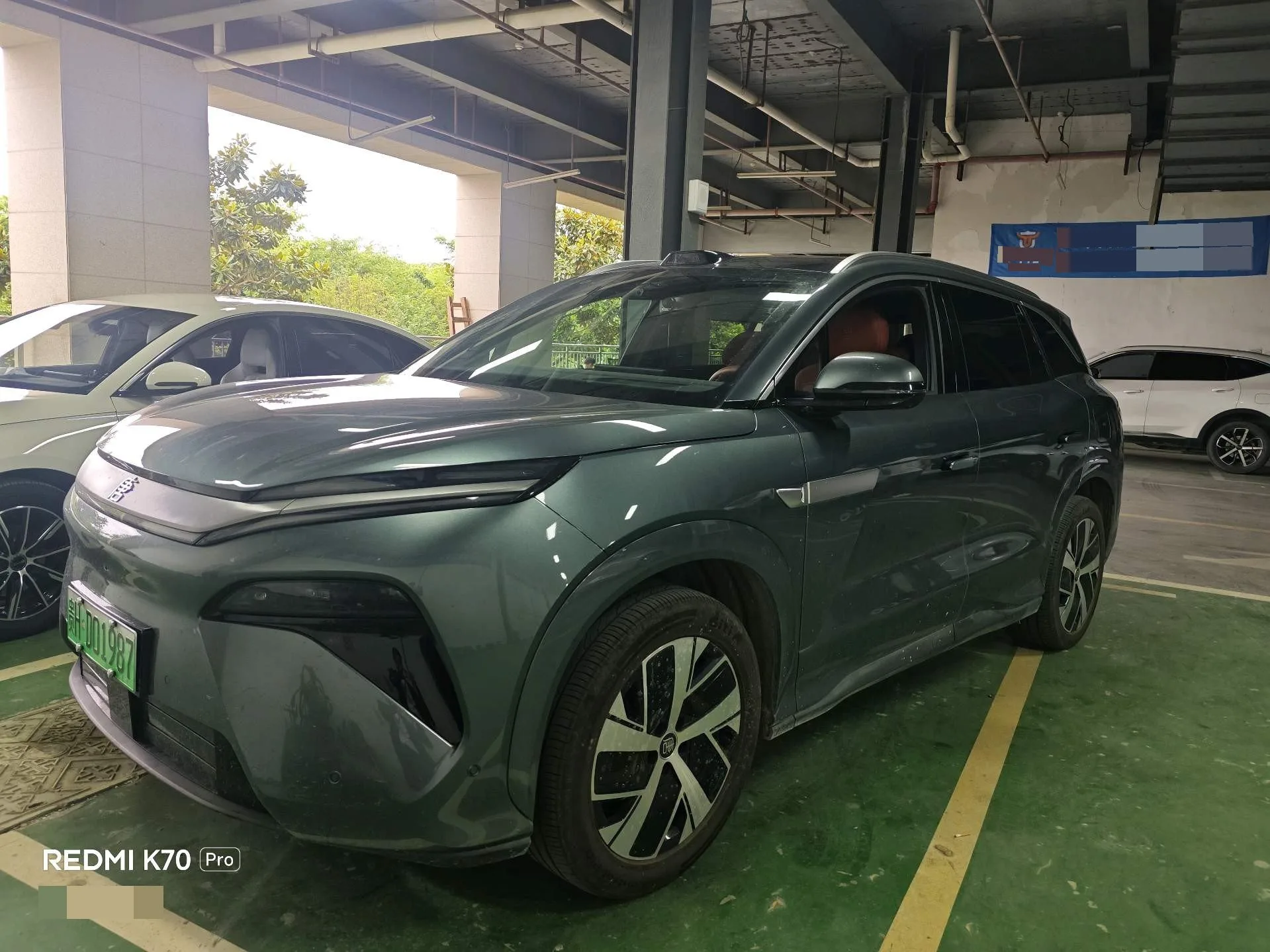 Tang L 2025 EV 670KM LiDAR Premium Edition