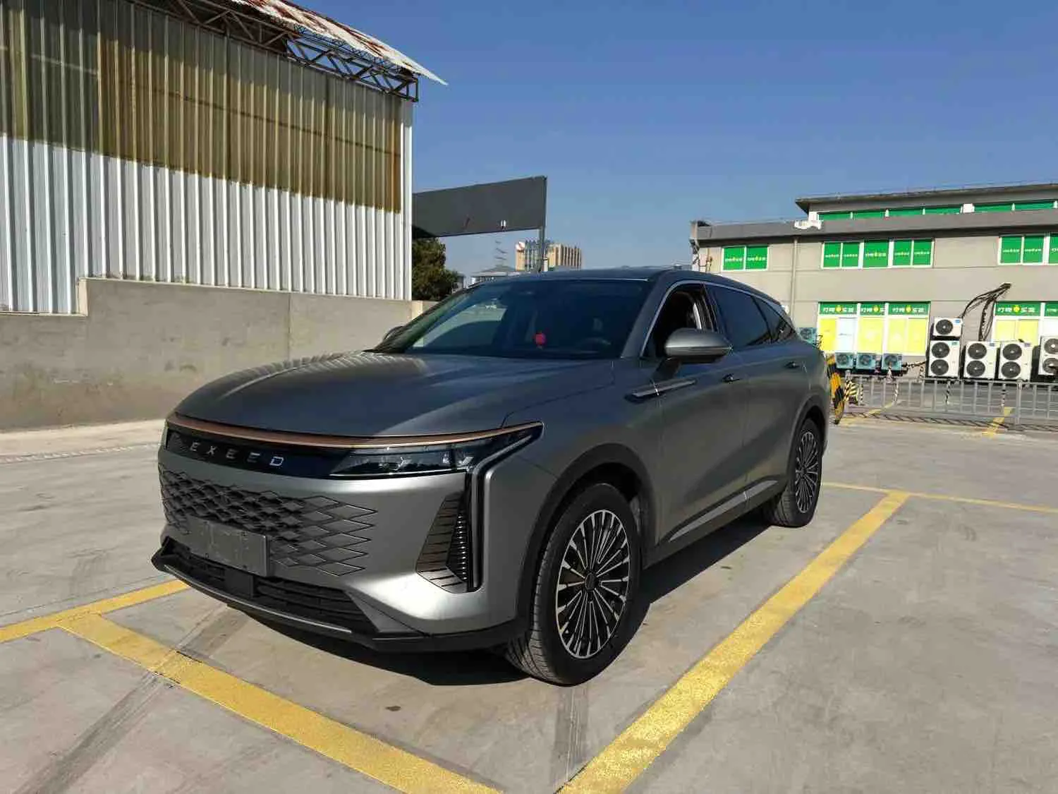 Exeed Yaoguang 2023 400T 2WD Premium Flying Fish Edition