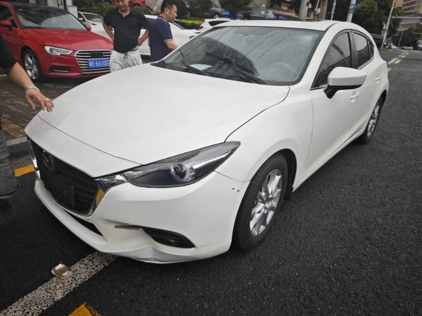 Mazda3 Axela 2017 Hatchback 1.5L Automatic Luxury Model (China V Emission Standard)