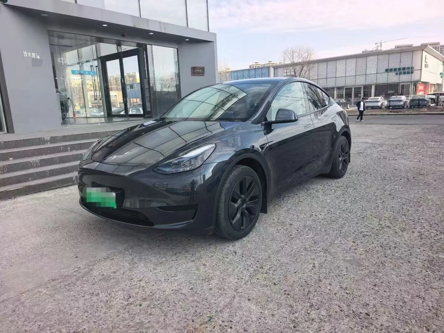 Model Y 2024 Rear-Wheel Drive