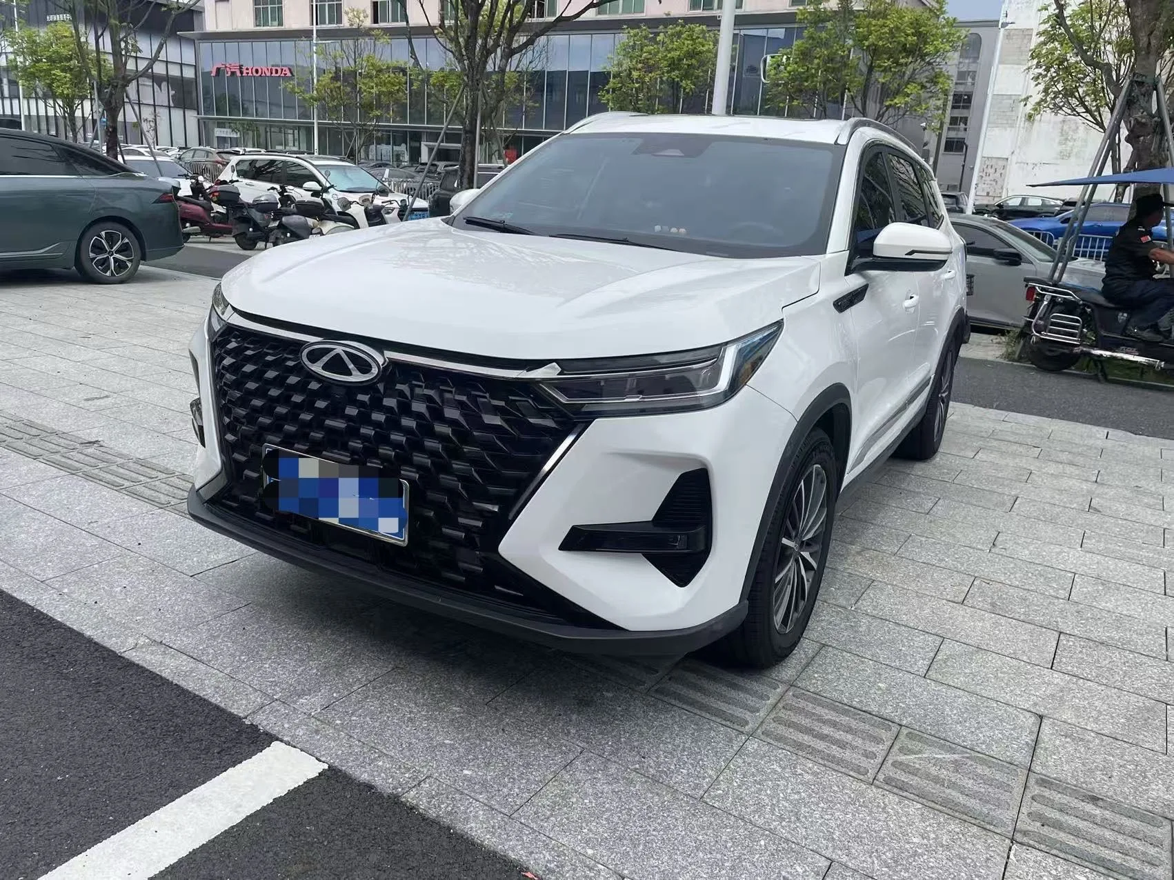 Chery Tiggo 8 PRO 2024 Champion Edition 290T 2WD Peak Edition 5-seater