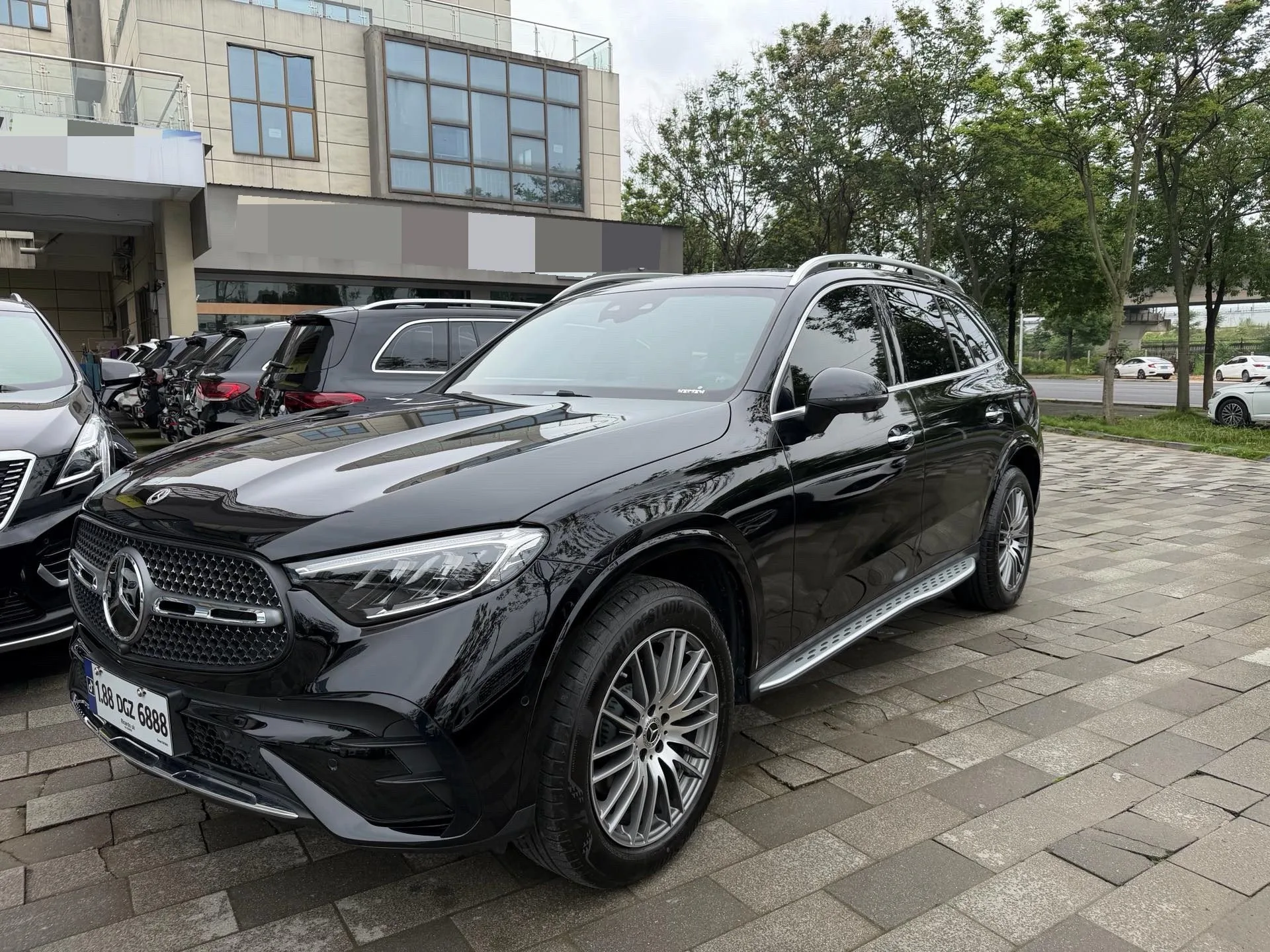 Mercedes-Benz 2026 GLC 300 L 4MATIC 48V 2.0T Dynamic 5-seater Automatic