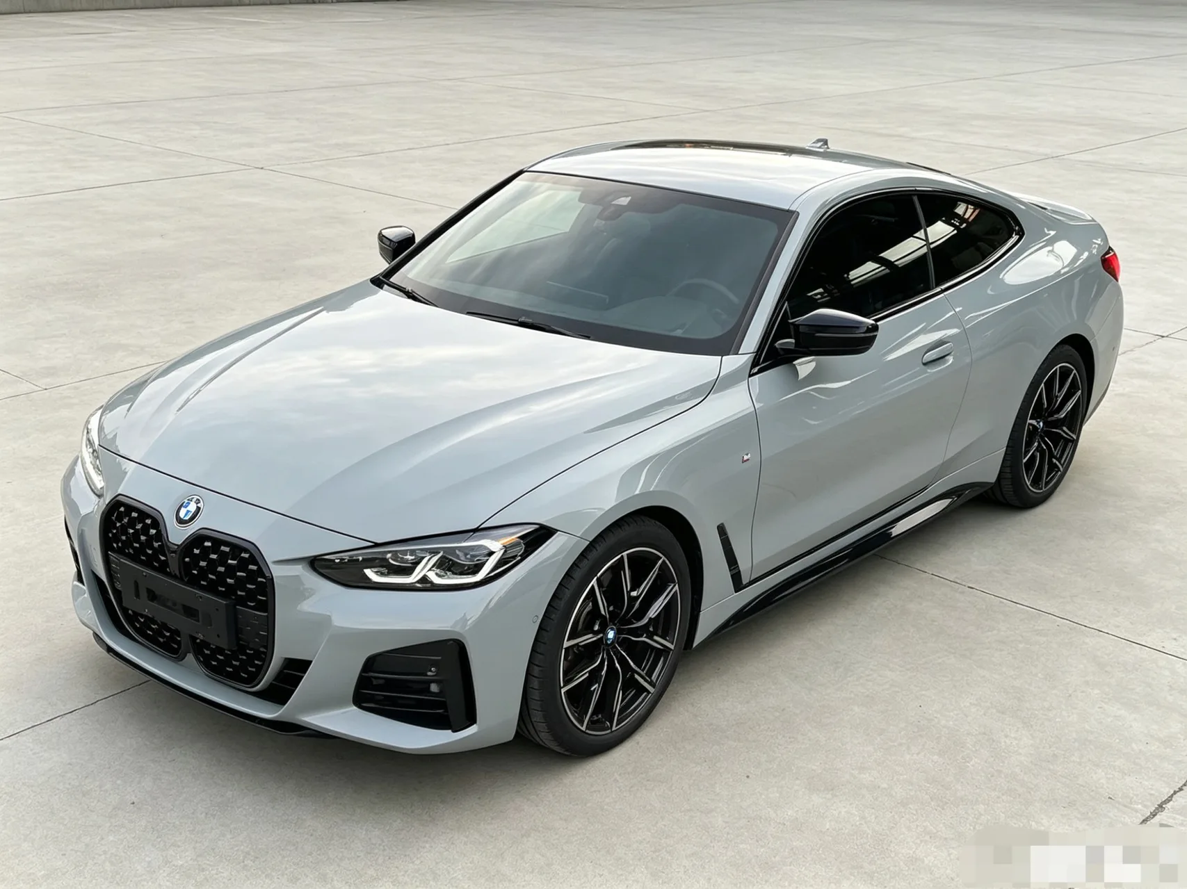 BMW 4 Series (Imported) 2023 Model Year 425i Four-Door Coupe 2.0T M Sport Night Line Package Automatic Transmission