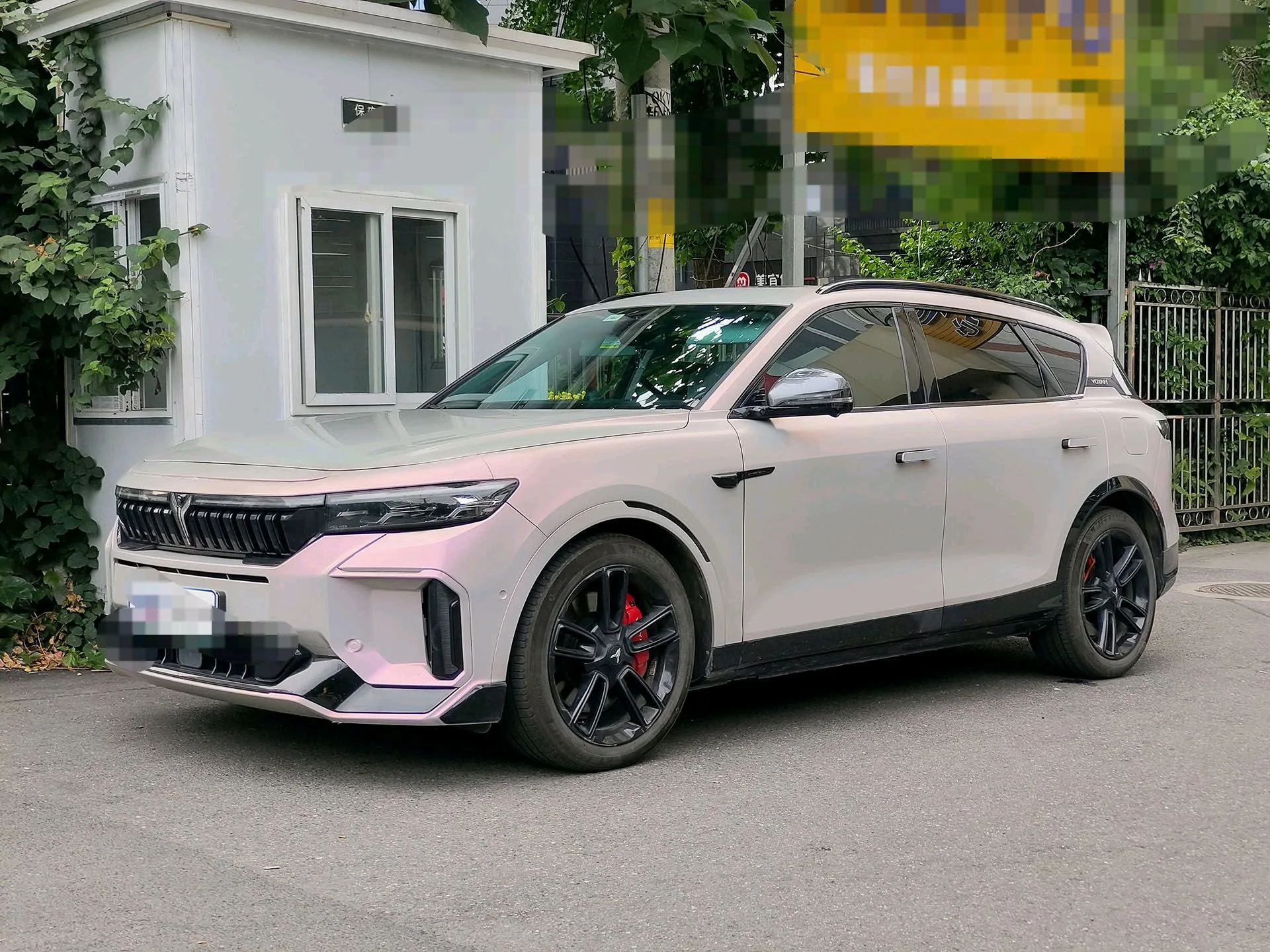 Lantra FREE 2025 318 259 km AWD Explorer Edition