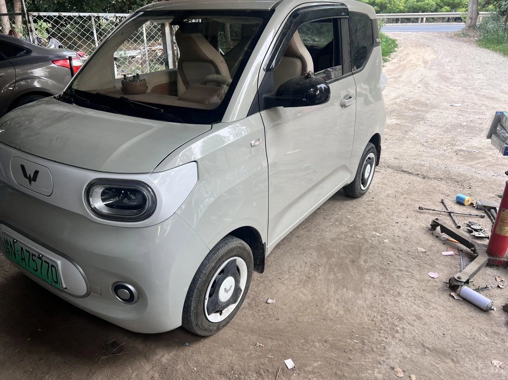 Hongguang MINIEV 2024 Macaron Model, 215km