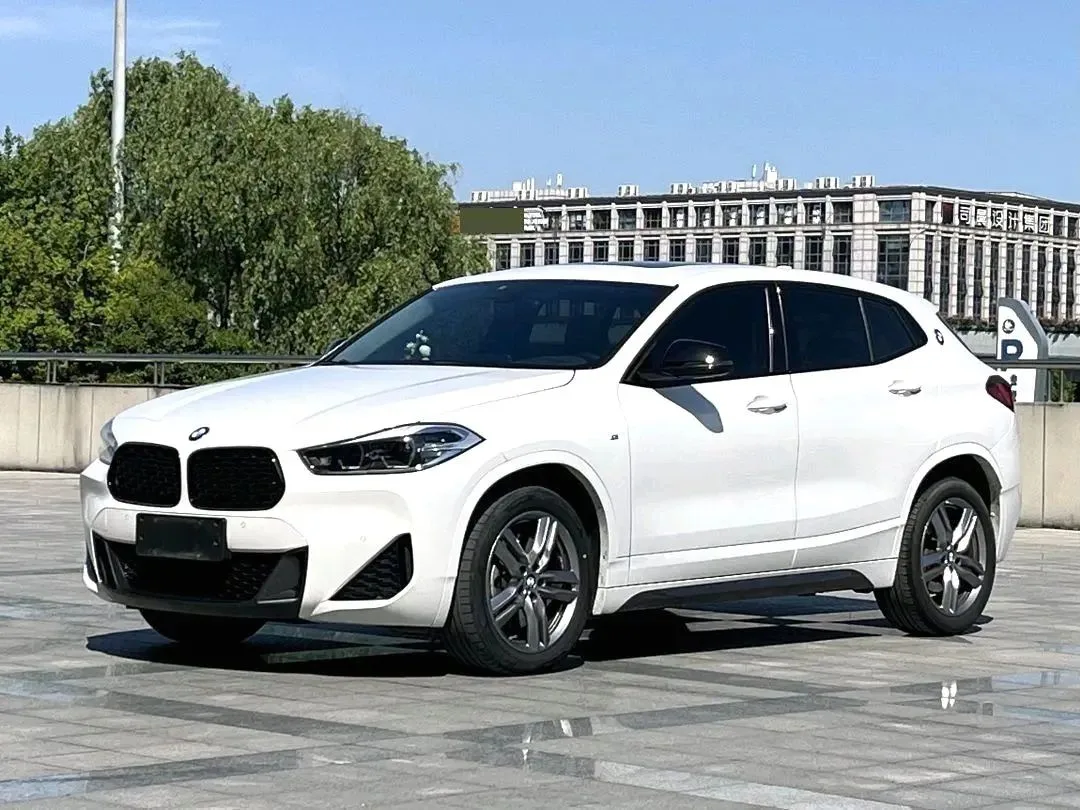 2023 BMW X2 sDrive25i 2.0T M Sport Night Edition, Automatic Transmission