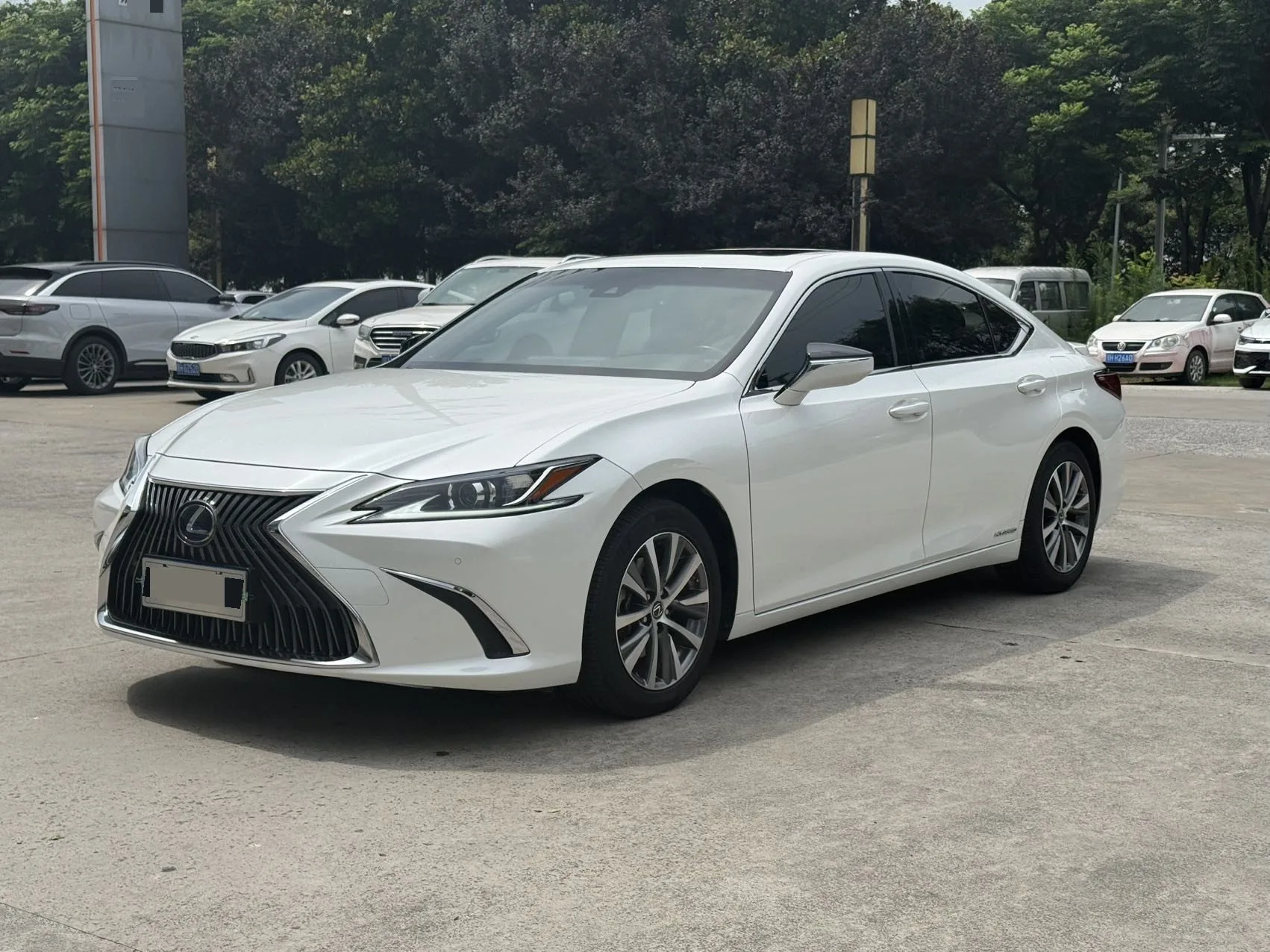 Lexus ES 2021 300h Premium Edition