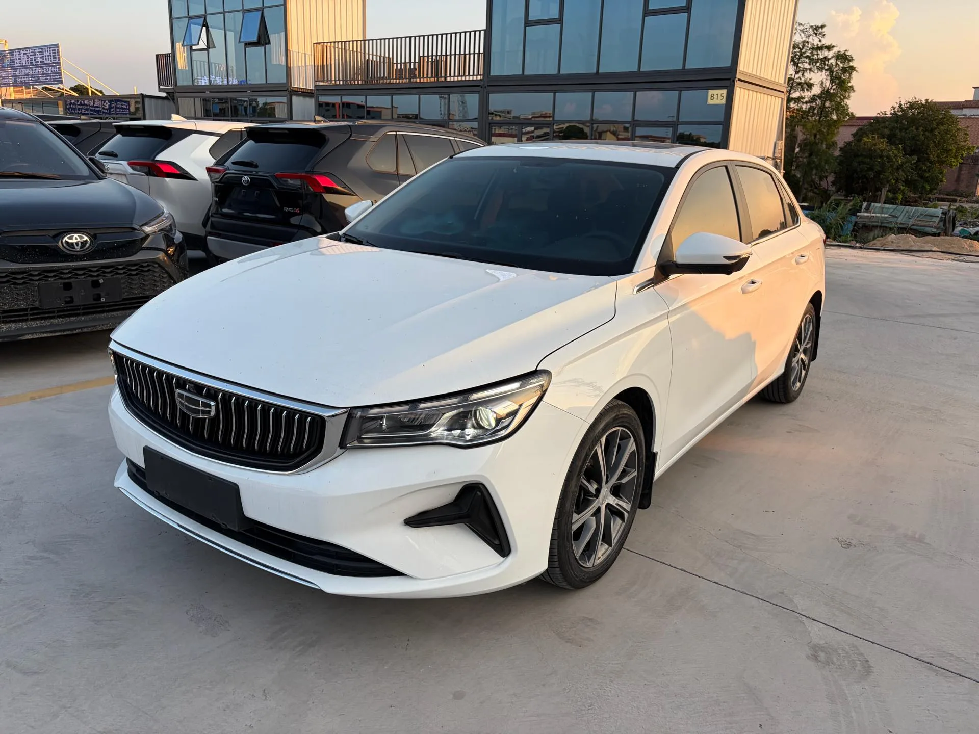 Geely Emgrand 2023 4th Generation Champion Edition 1.5L CVT Premium
