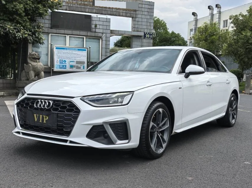Audi A4L 2022 40 TFSI Fashion Elegance
