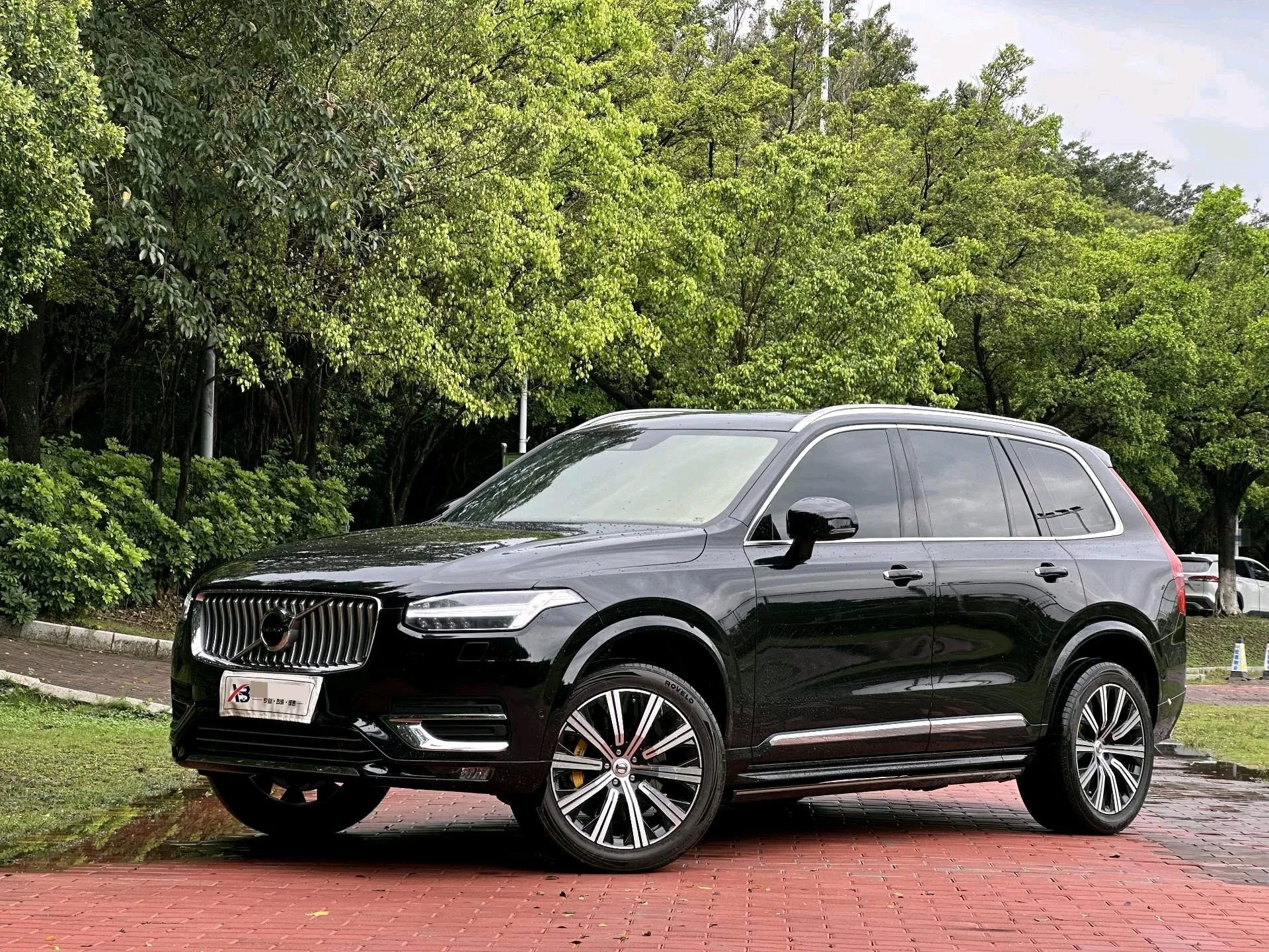 2021 Volvo XC90 B6 Smart Elegance Luxury Edition, 7-Seater