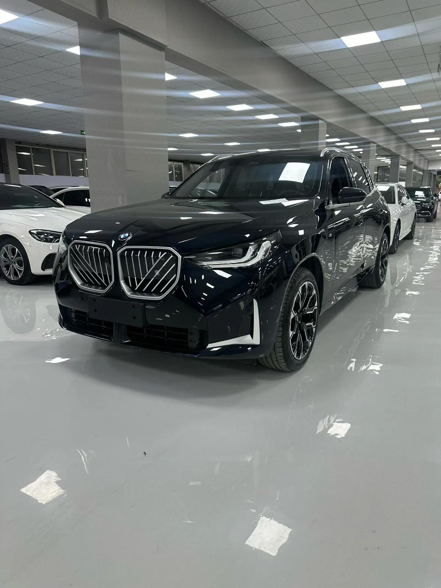 BMW 2026 X3 xDrive30L 2.0T Premium Edition with M Sport Night Package, Automatic Transmission