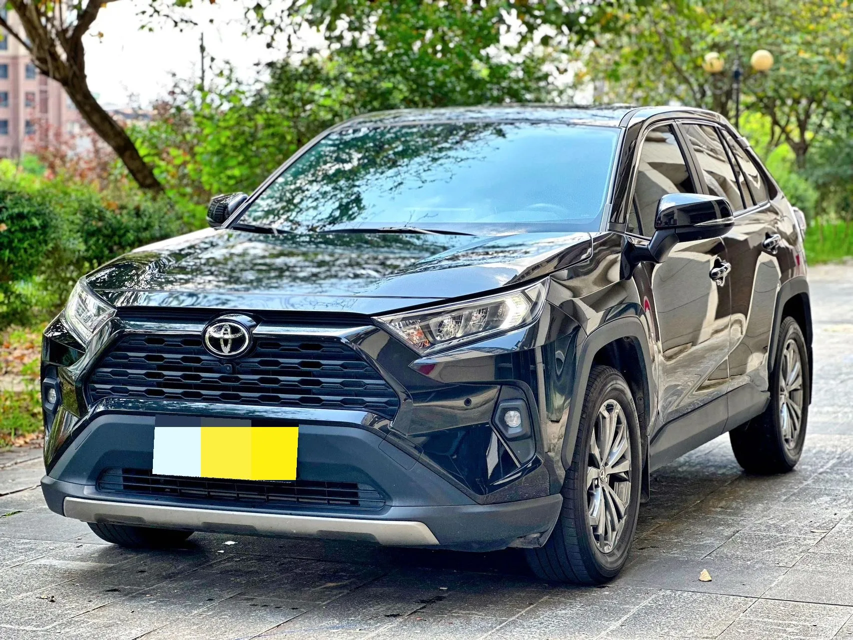 2023 Toyota RAV4 2.0L CVT 2WD Fashion Edition Automatic