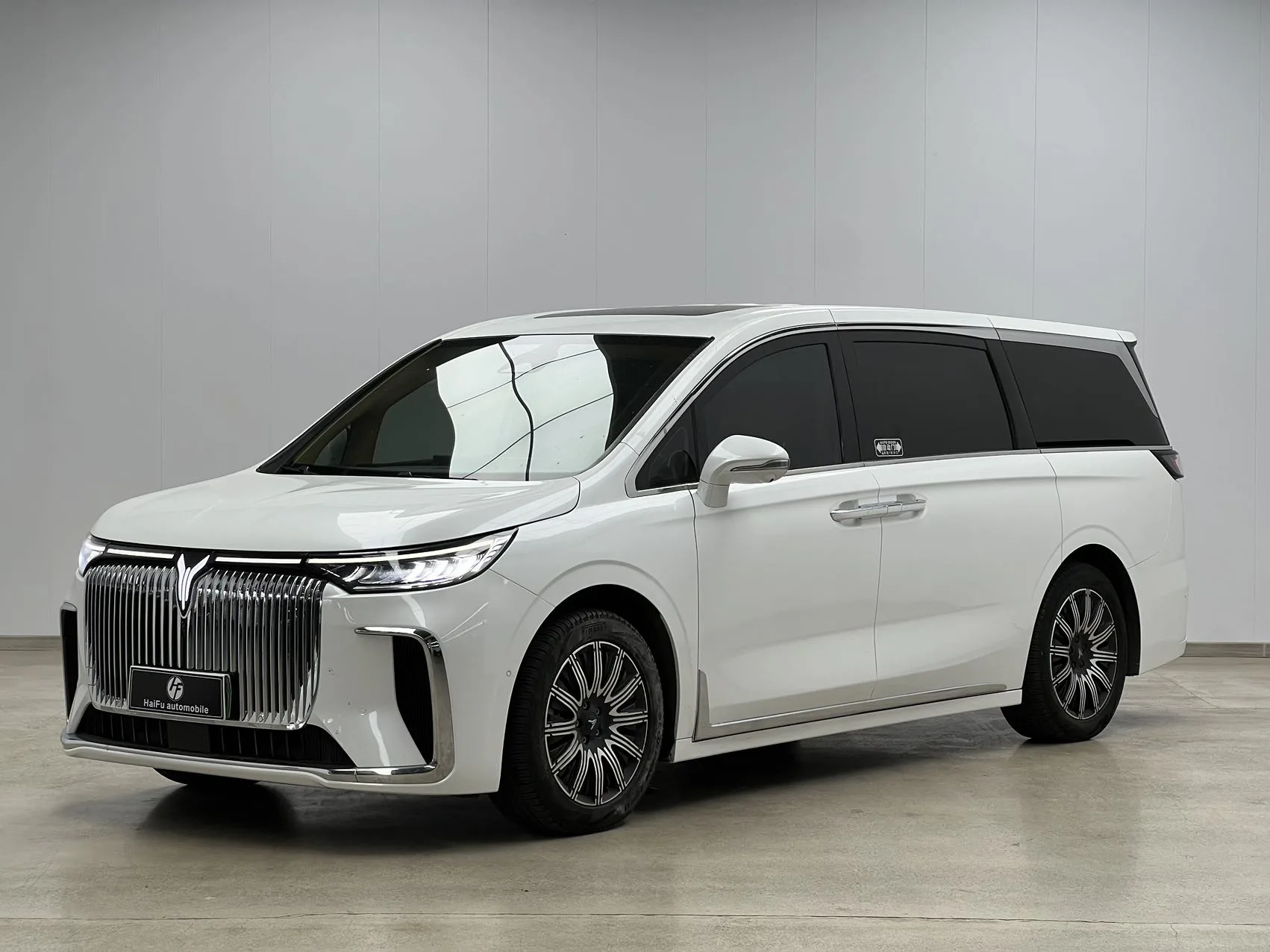 Voyah 2025 Dreamer 4WD Excellence Kunpeng Edition Automatic