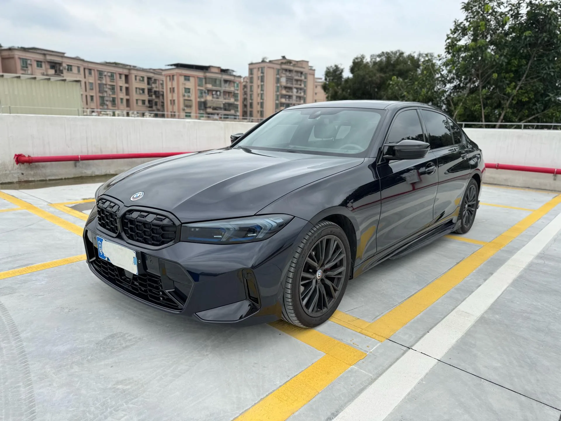2023 BMW 3 Series 330Li M Sport Shadow Edition