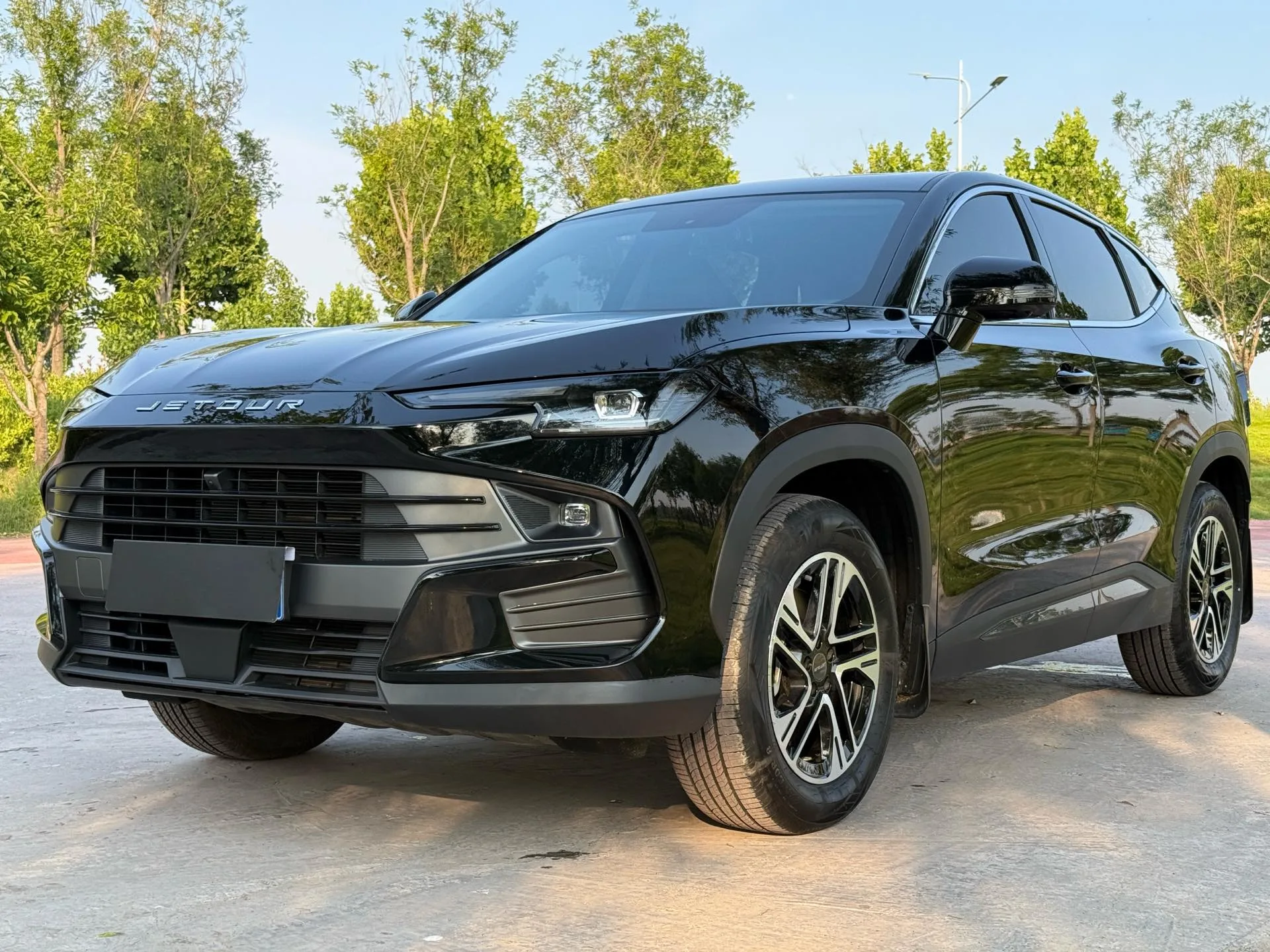 Jetour 2025 Dasheng 1.5TD Premium Edition Automatic