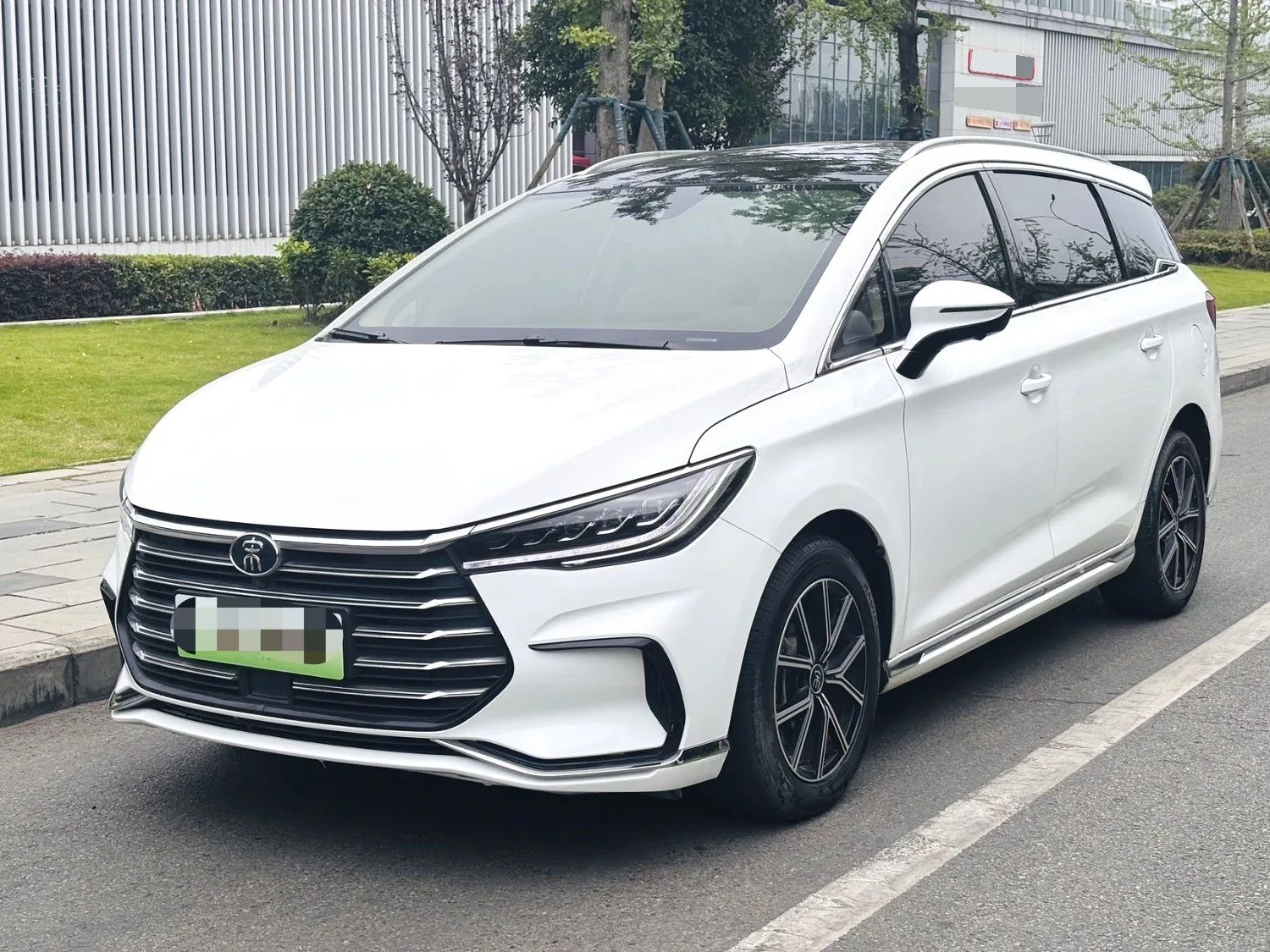 Song MAX New Energy 2022 DM-i 105KM Flagship Edition