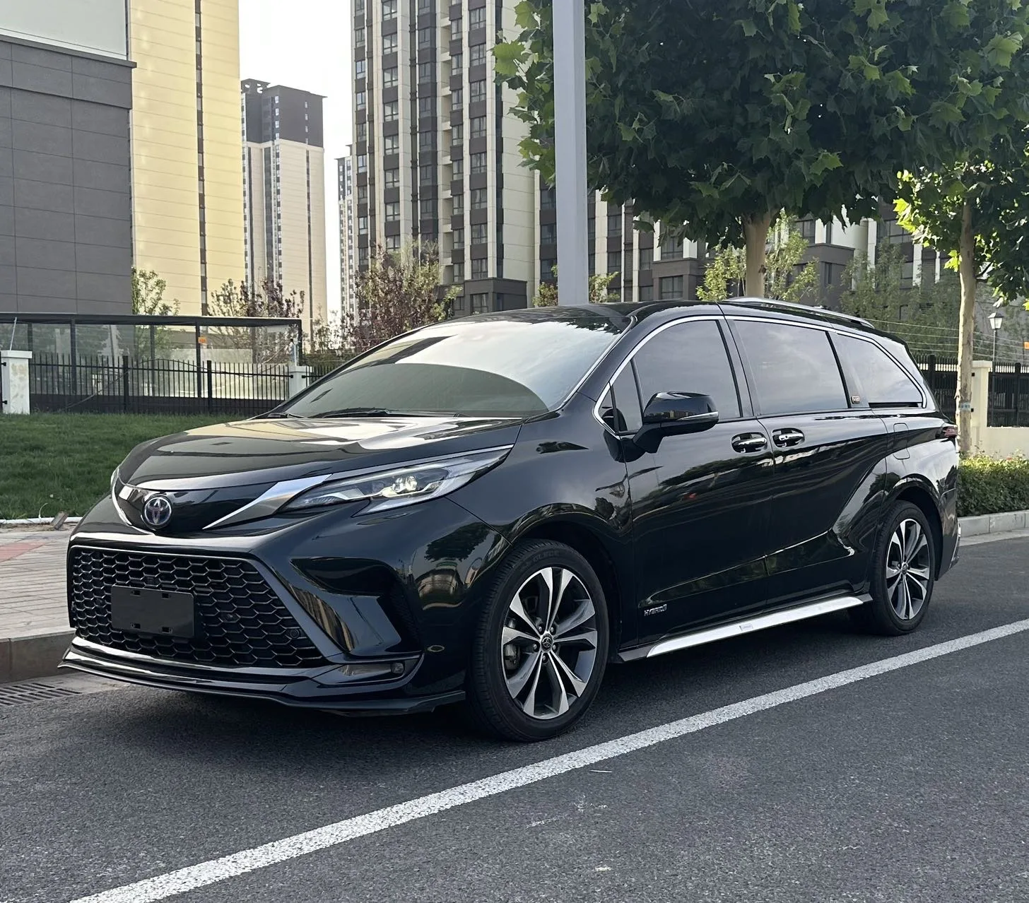 Toyota 2023 Grandeur Hybrid 2.5 CVT Flagship VIP Edition Automatic