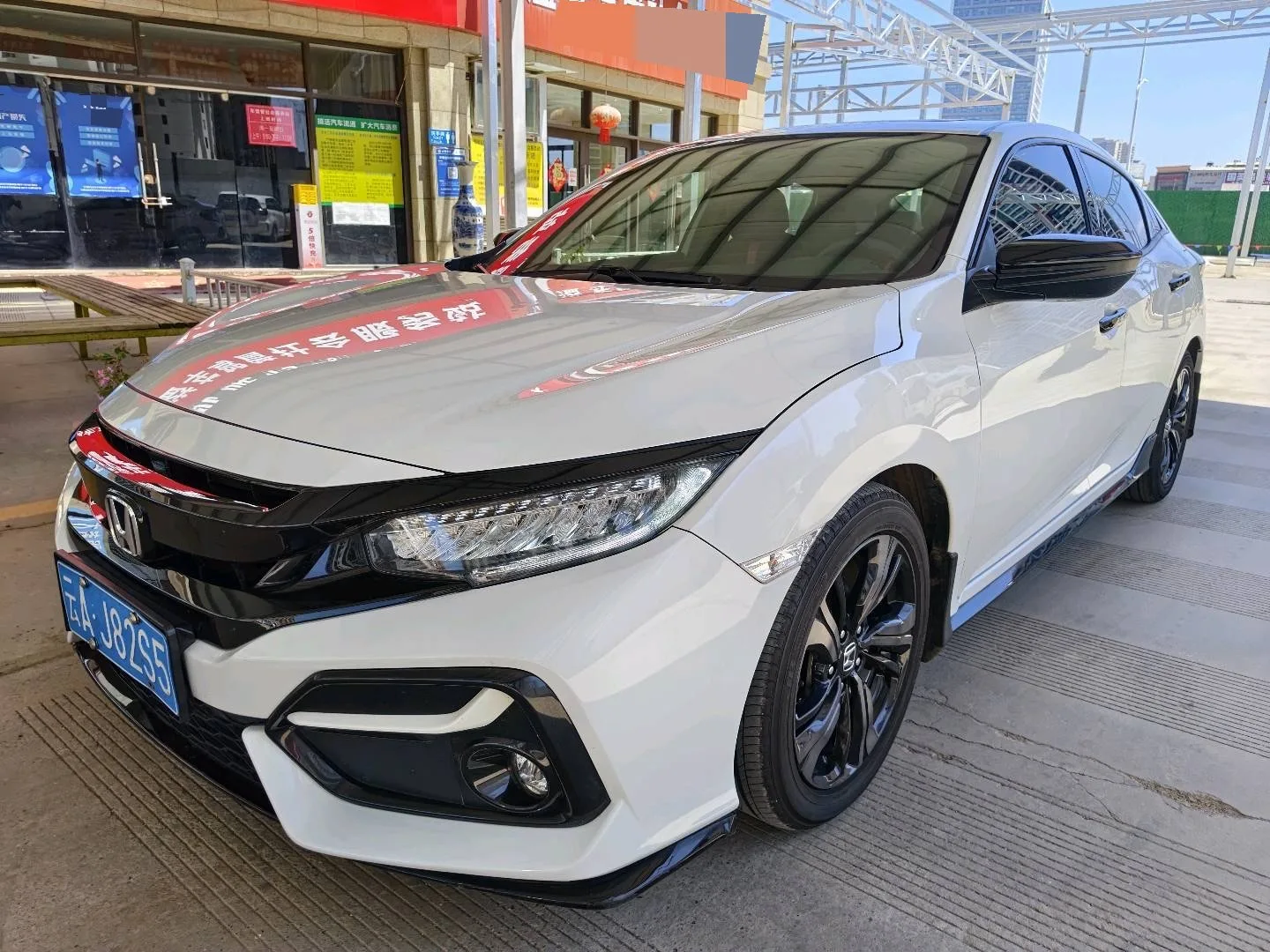 Civic 2021 HATCHBACK 220TURBO CVT Trendy and Cool