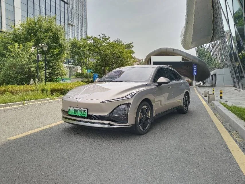 Wuling Xingguang 2024 Co-creation Edition 510 Advanced Model