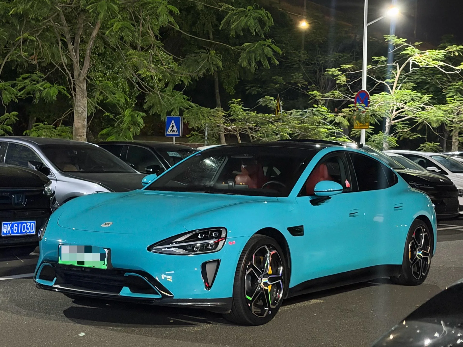 Xiaomi SU7 2024 Model 700km Rear-Wheel Drive Long-Range Smart Driving Edition