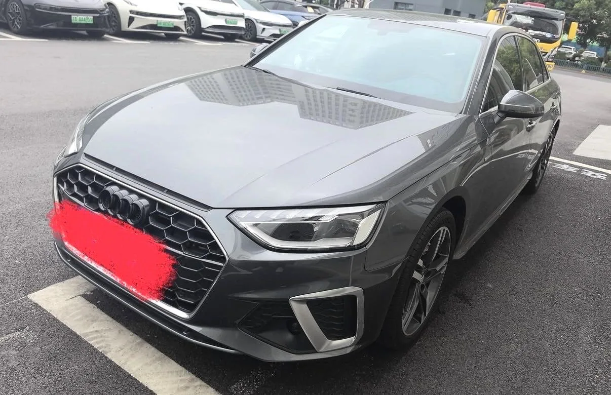 Audi A4L 2020 40 TFSI Luxury Dynamic