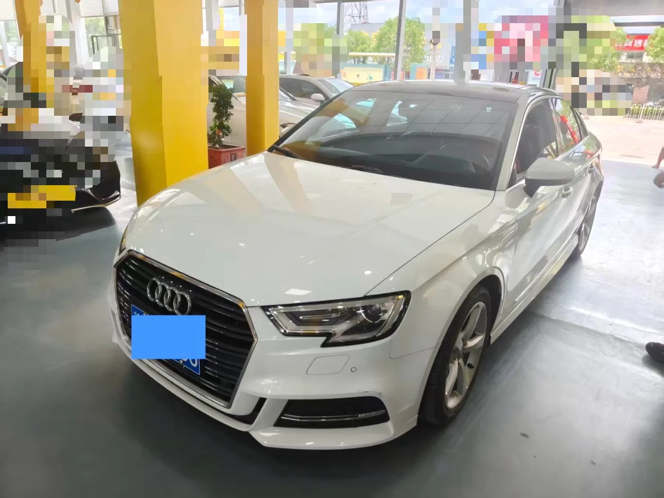 Audi A3 2018 30th Anniversary Edition Limousine 35 TFSI Fashion