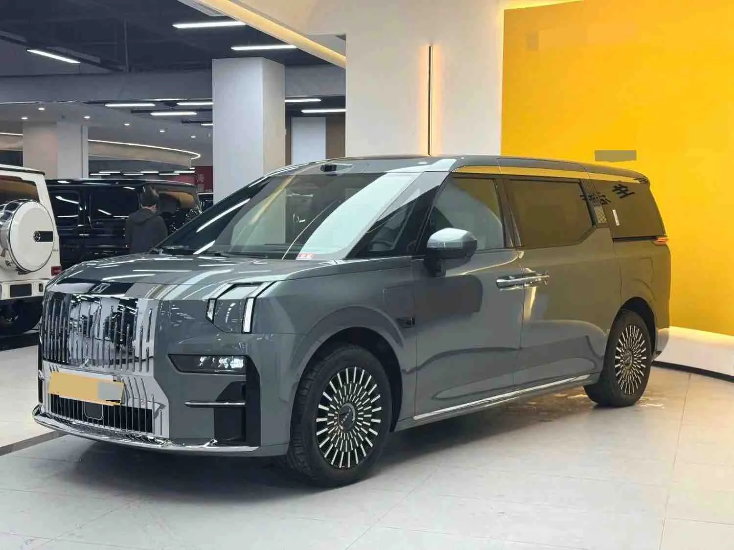 Extreme Krypton 009 2024 Model 7-Seat Aisle Edition 4WD 108kWh