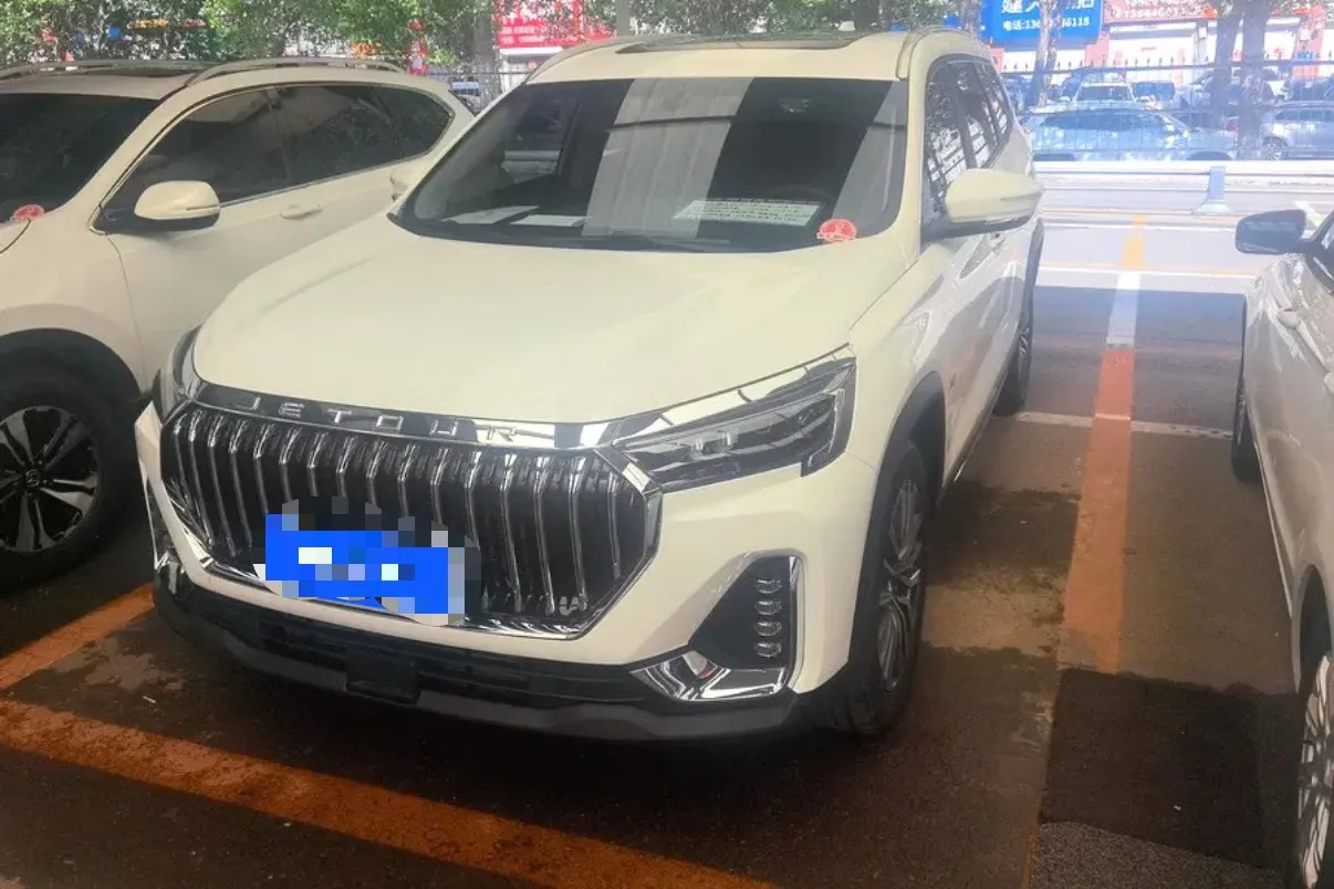 Jietu X90 PLUS 2023 Model Year 1.6TD DCT "Villa" 7-Seater